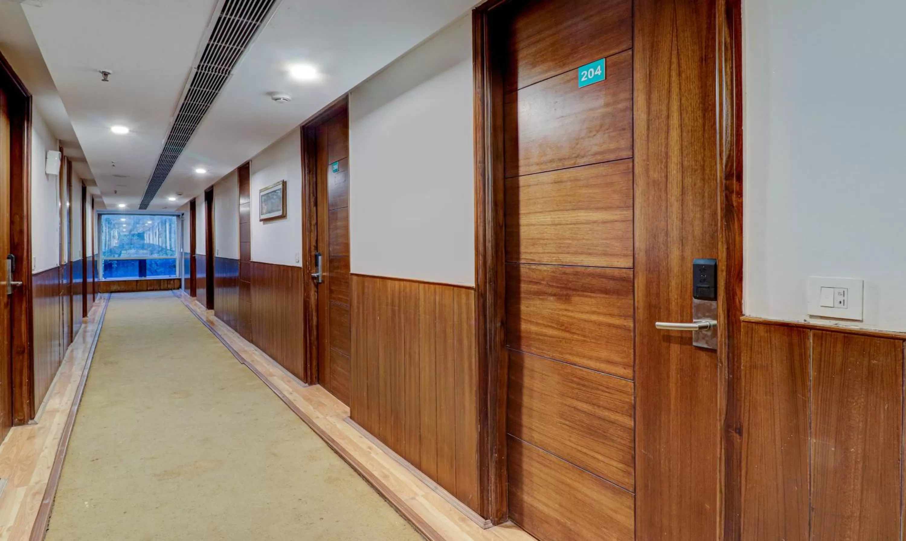 Lobby or reception in Treebo Premium Pearl Avenue Banquets And Lawn