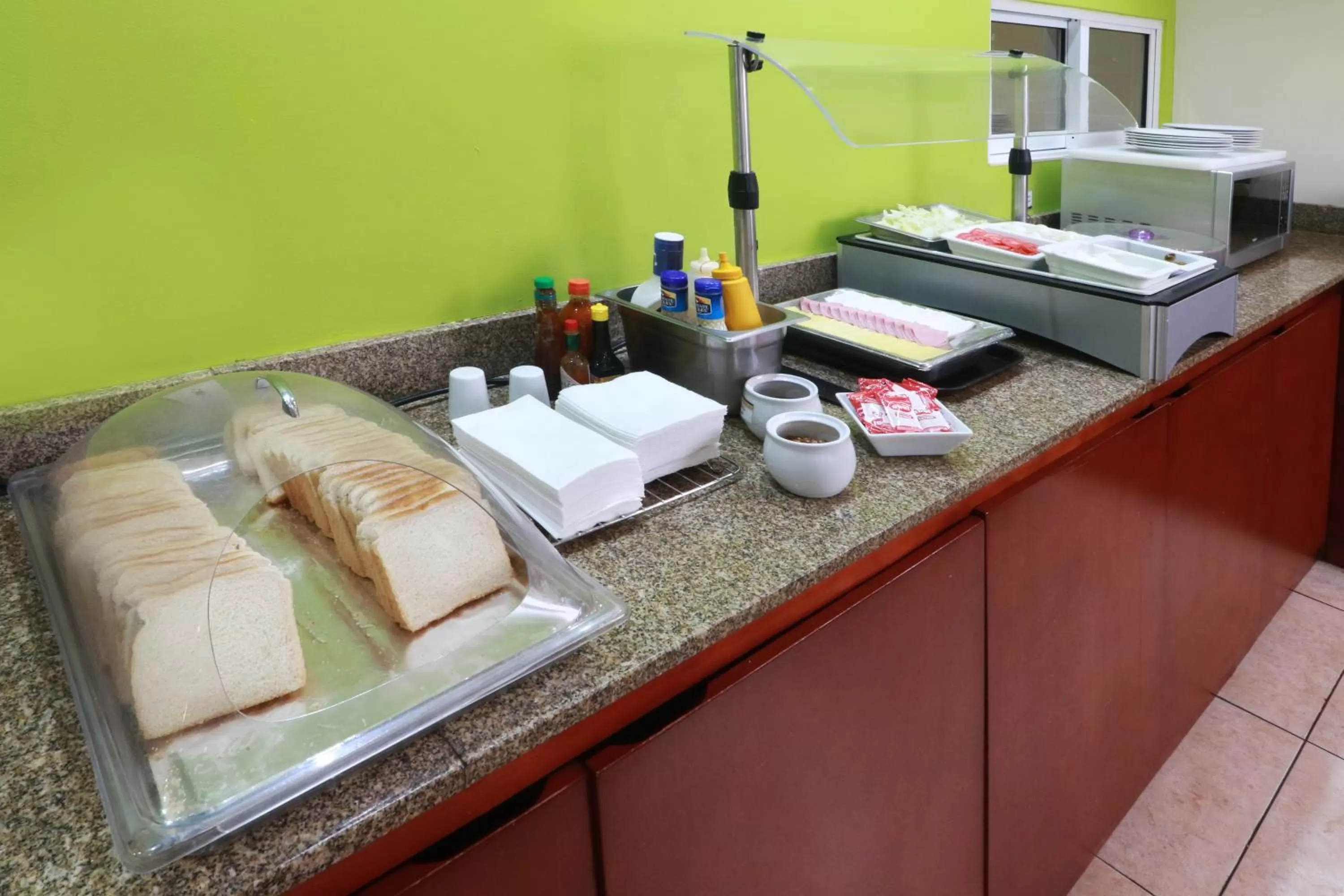 Breakfast in Staybridge Suites Queretaro by IHG