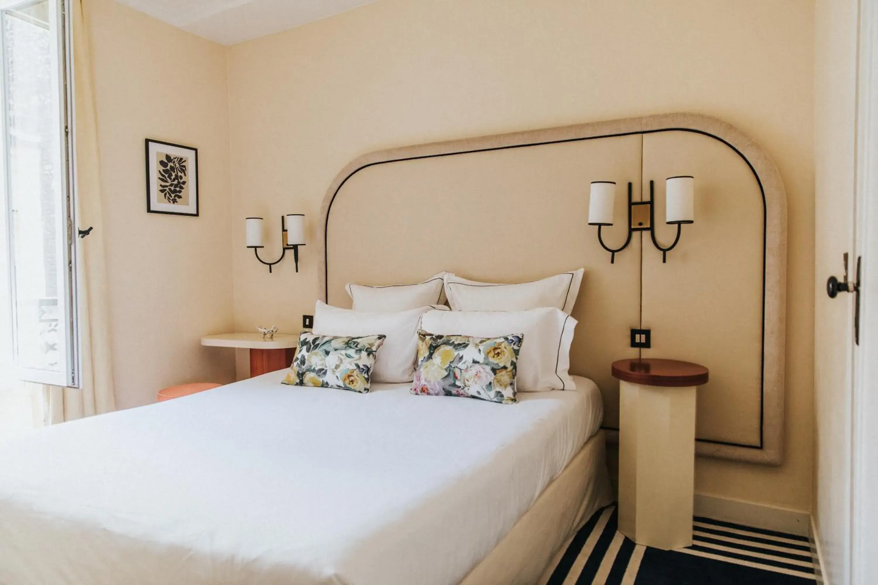 Double Room in Hôtel Bienvenue Double Room in Hôtel Bienvenue