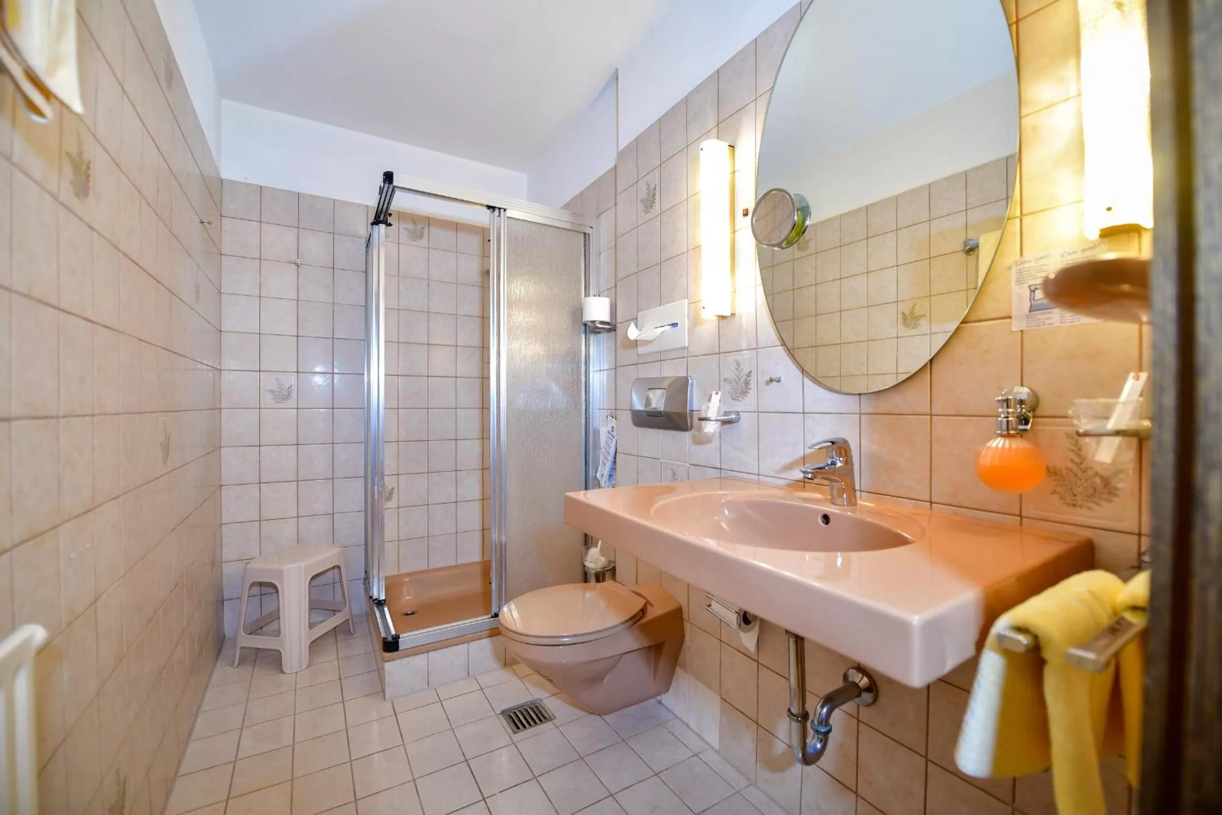 Bathroom in Hotel Zur Post