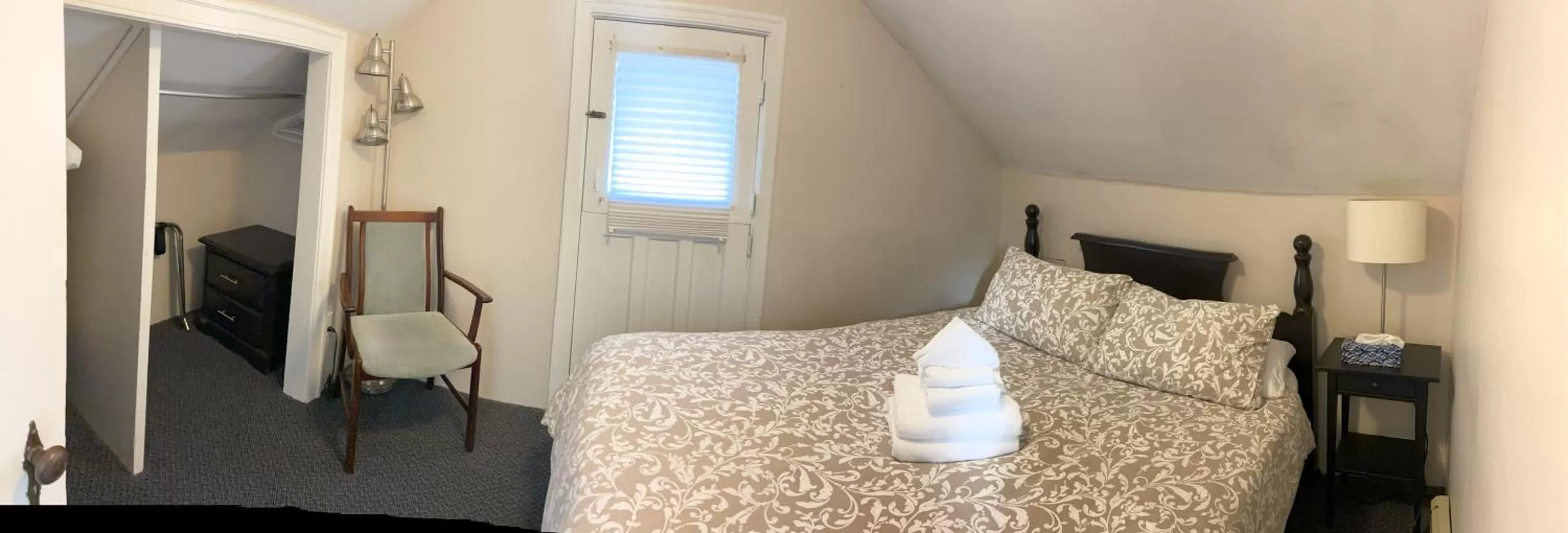 Bedroom, Bed in Douglas Guest House