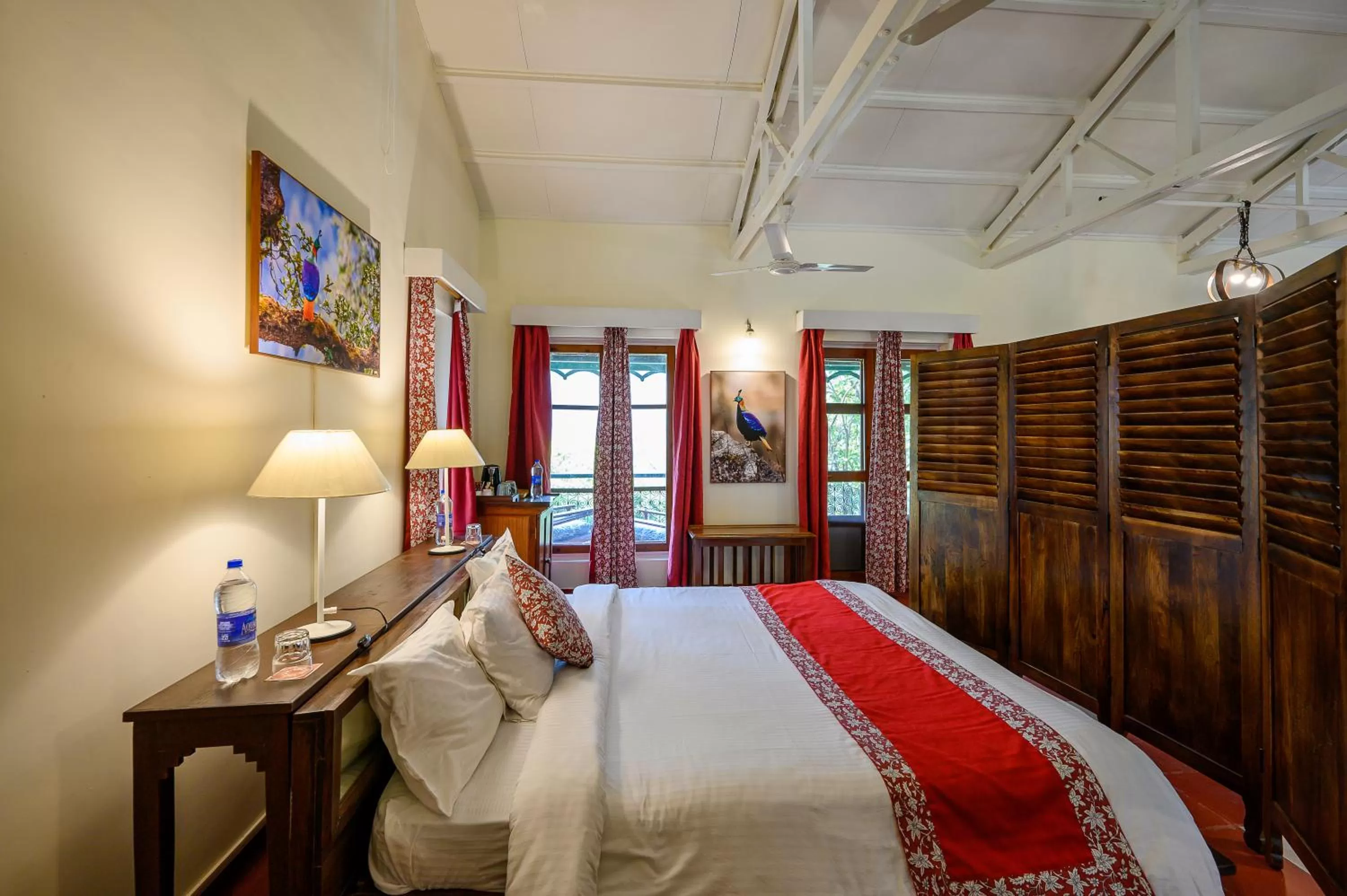 Bed in Neemrana's Glasshouse on the Ganges