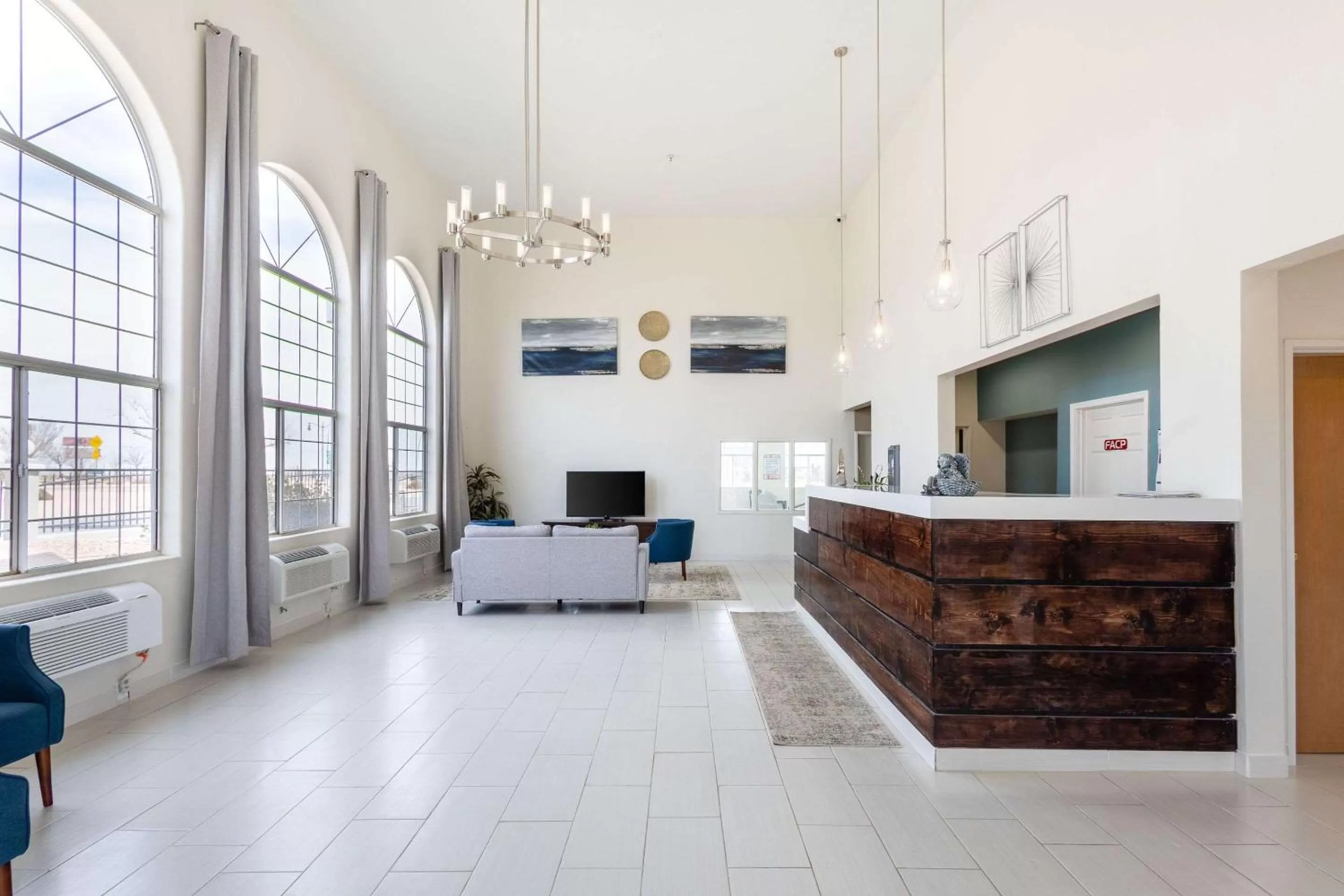 Lobby or reception in Quality Inn Winslow I-40