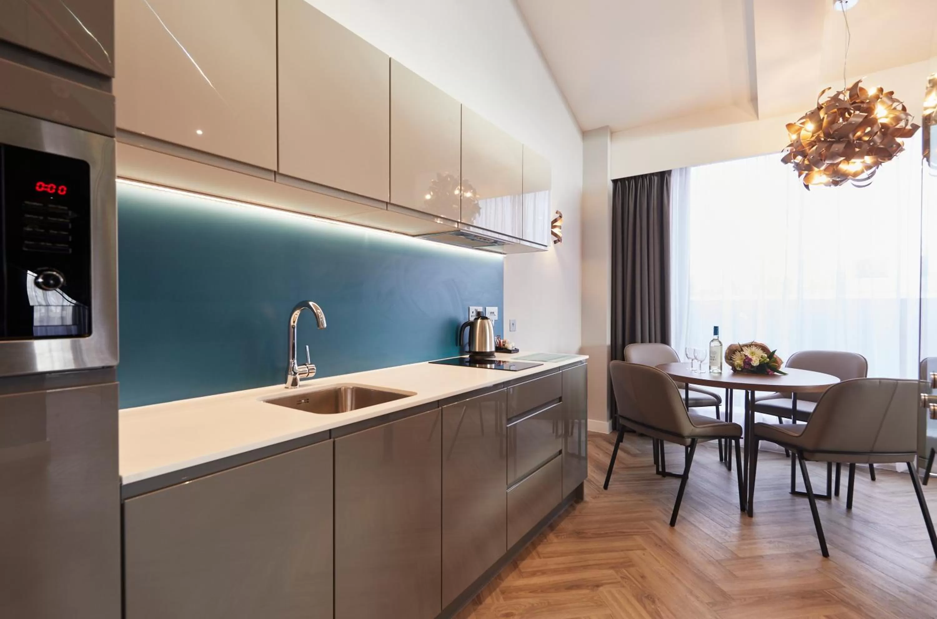 Kitchen or kitchenette in Roomzzz York City