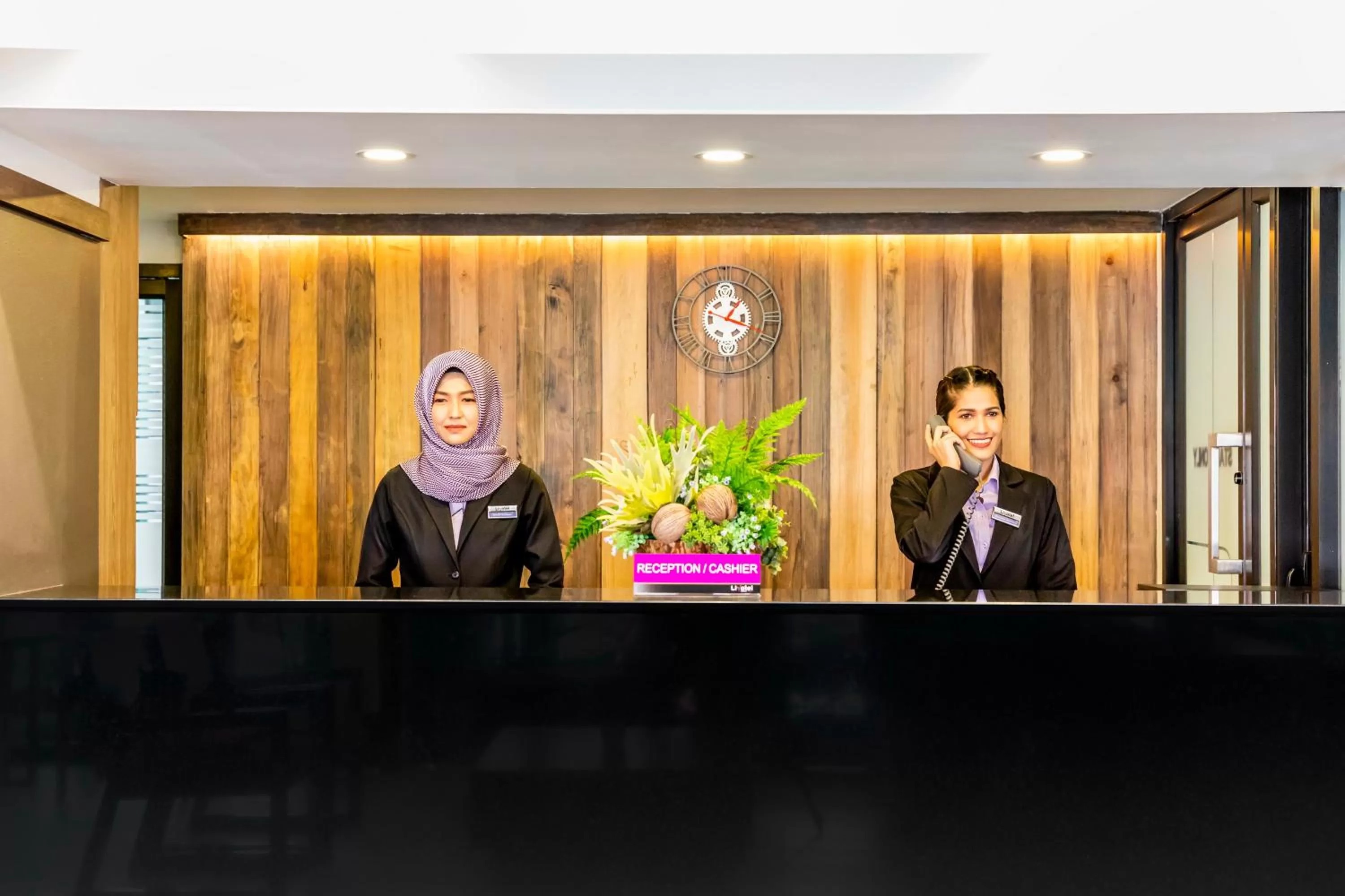 Staff in Livotel Express Hotel Ramkhamhaeng 50 Bangkok - No Parking