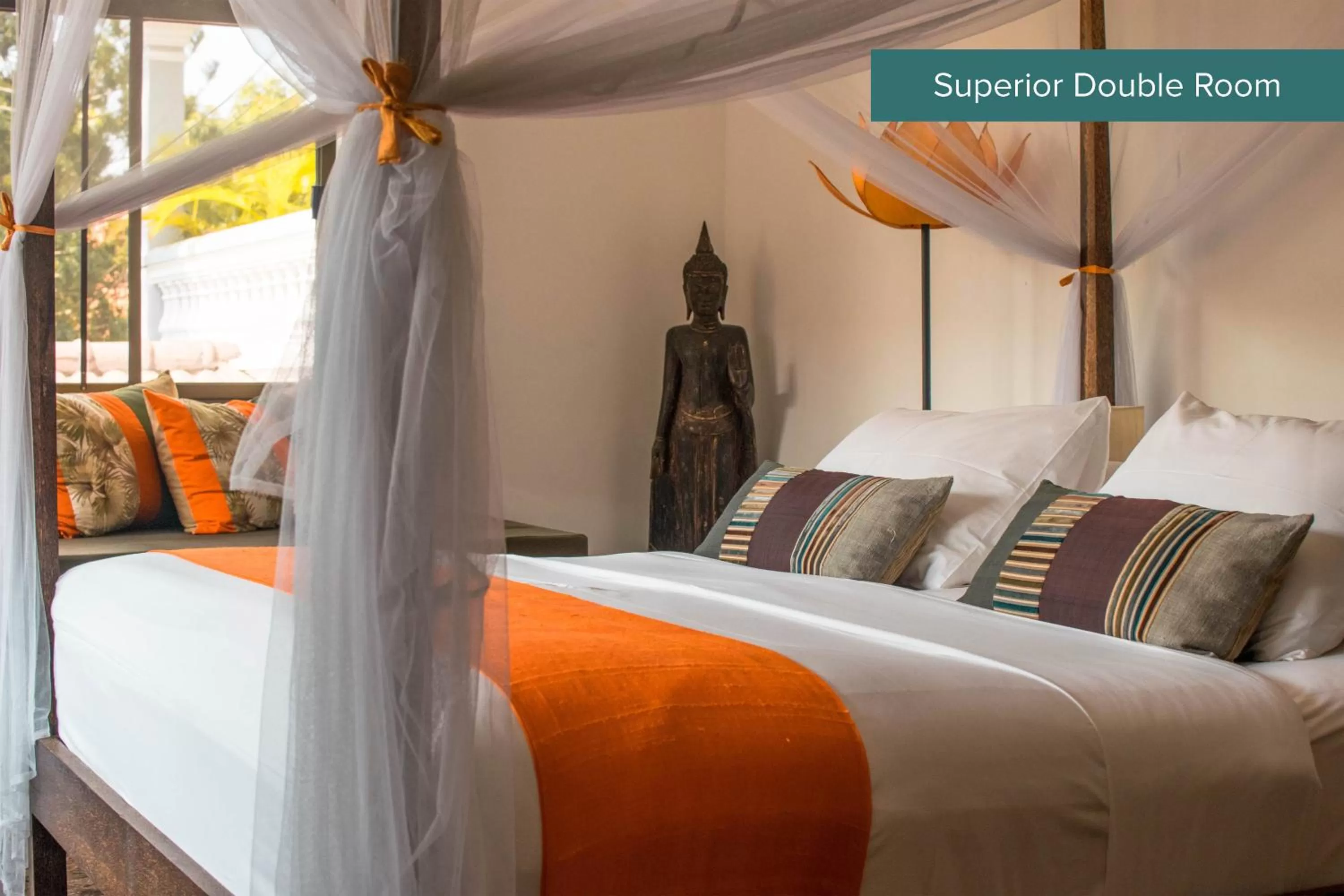 Day, Bed in The Pavilion