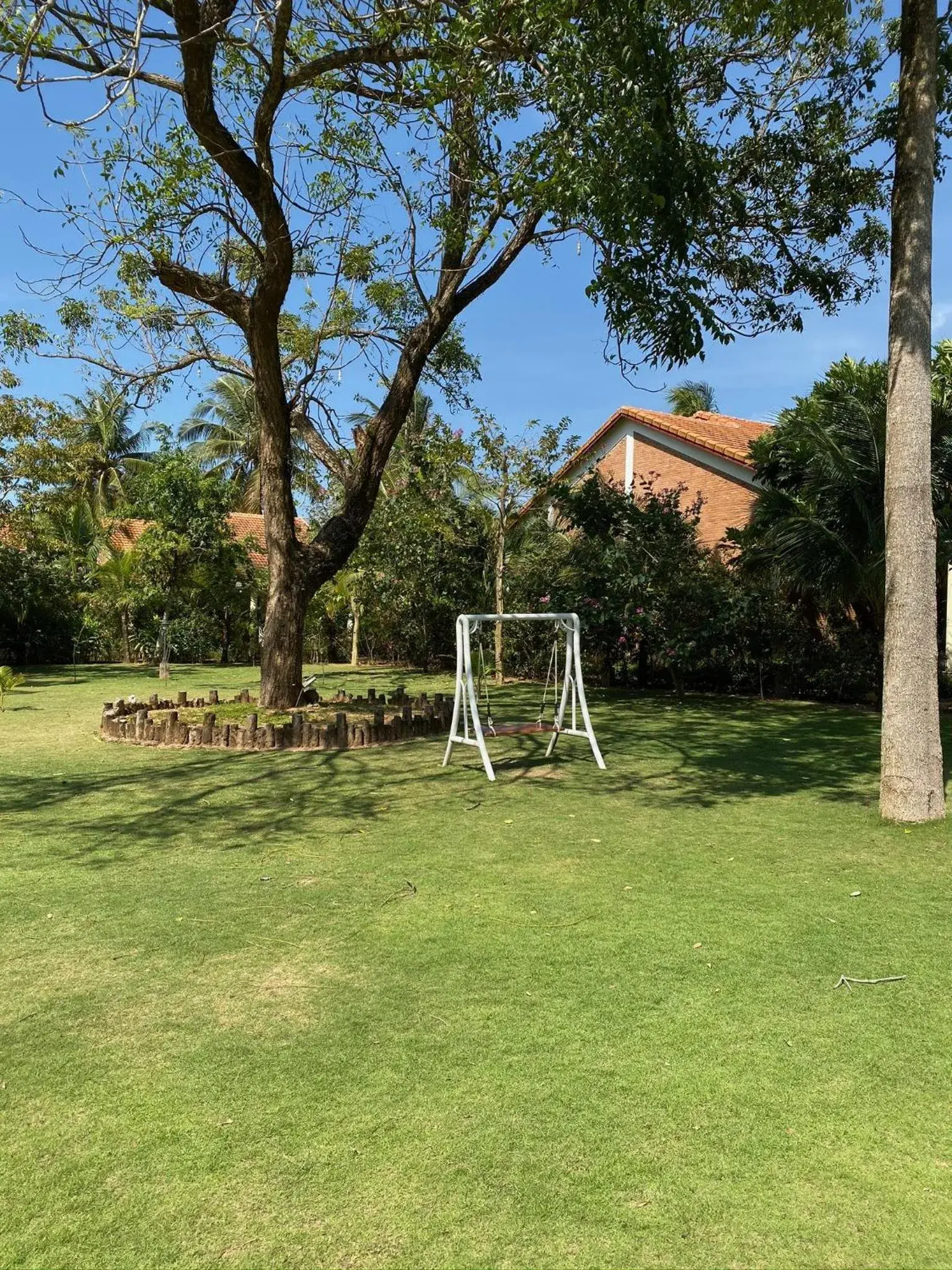 Deluxe Bungalow in Elwood Premier Resort Phu Quoc Deluxe Bungalow in Elwood Premier Resort Phu Quoc