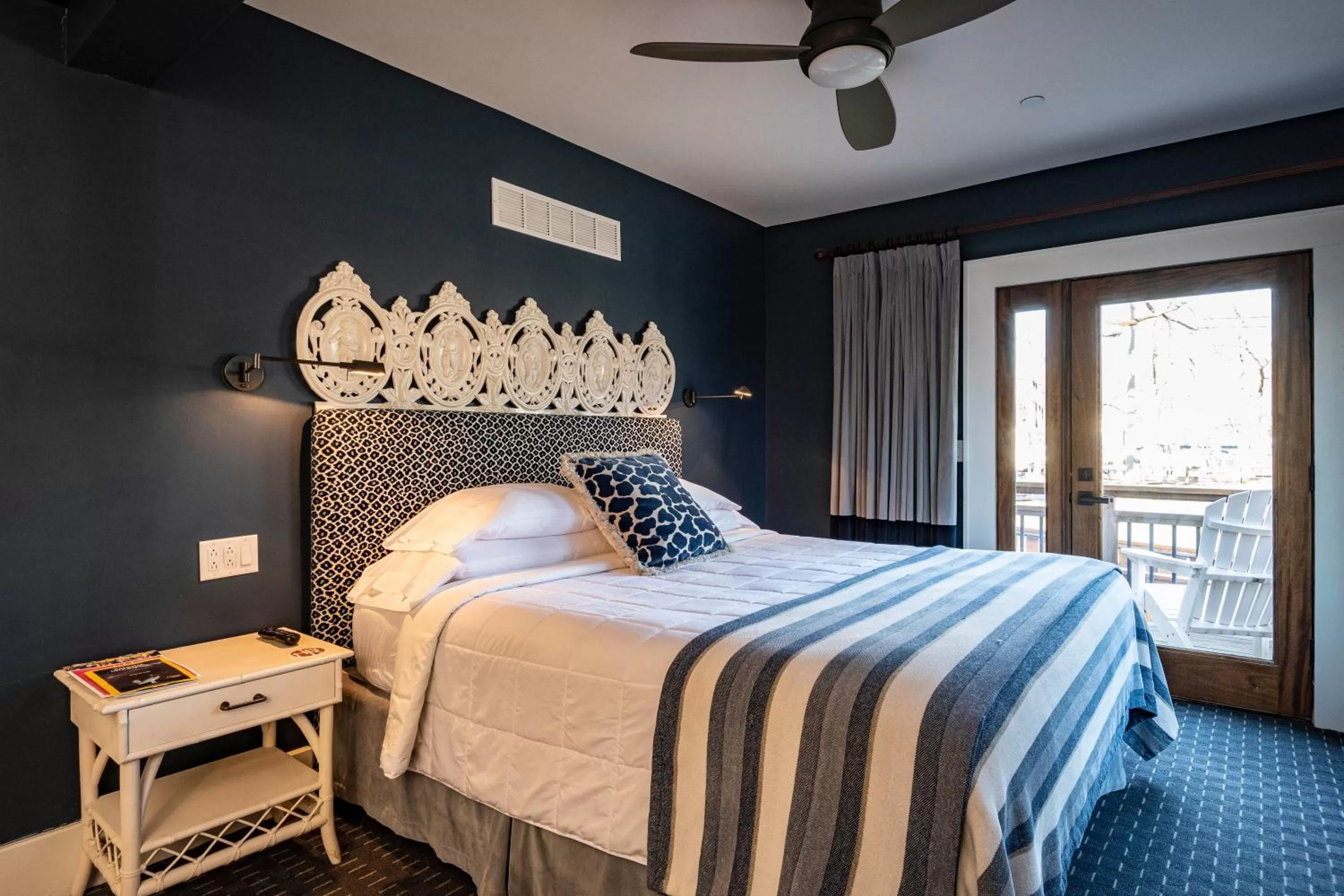 Photo of the whole room, Bed in Hotel Broad Ripple