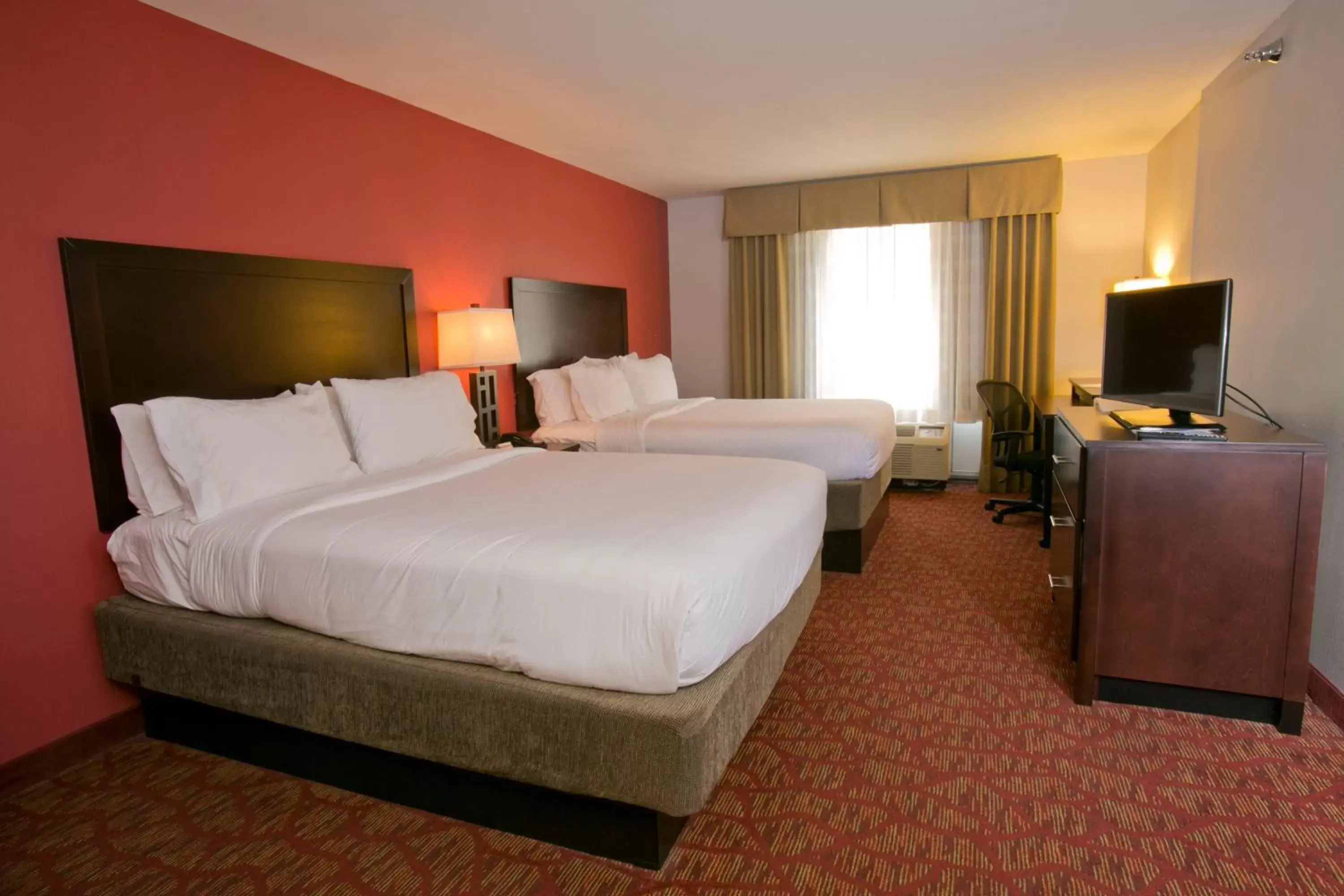 Queen Room with Two Queen Beds in Holiday Inn Express & Suites Brookhaven, an IHG Hotel Queen Room with Two Queen Beds in Holiday Inn Express & Suites Brookhaven, an IHG Hotel
