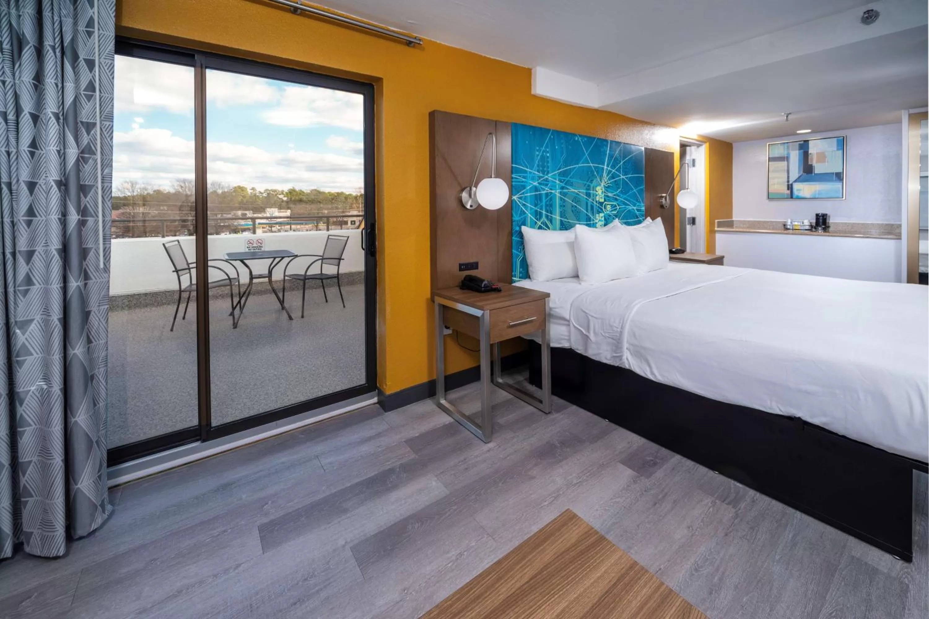 King Room with Balcony in Best Western Plus Raleigh Crabtree Valley Hotel