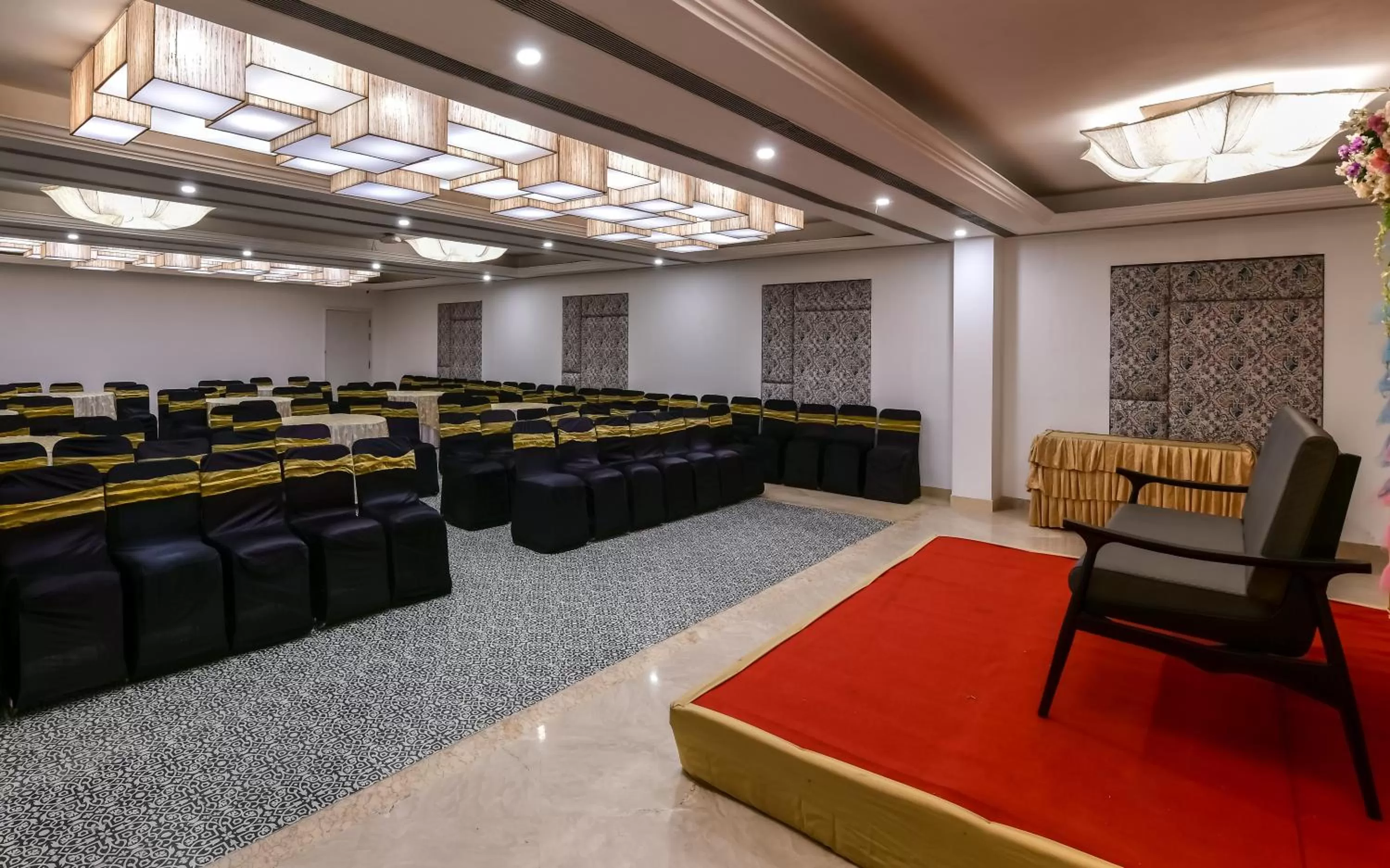 Business facilities in The Downton Hotel