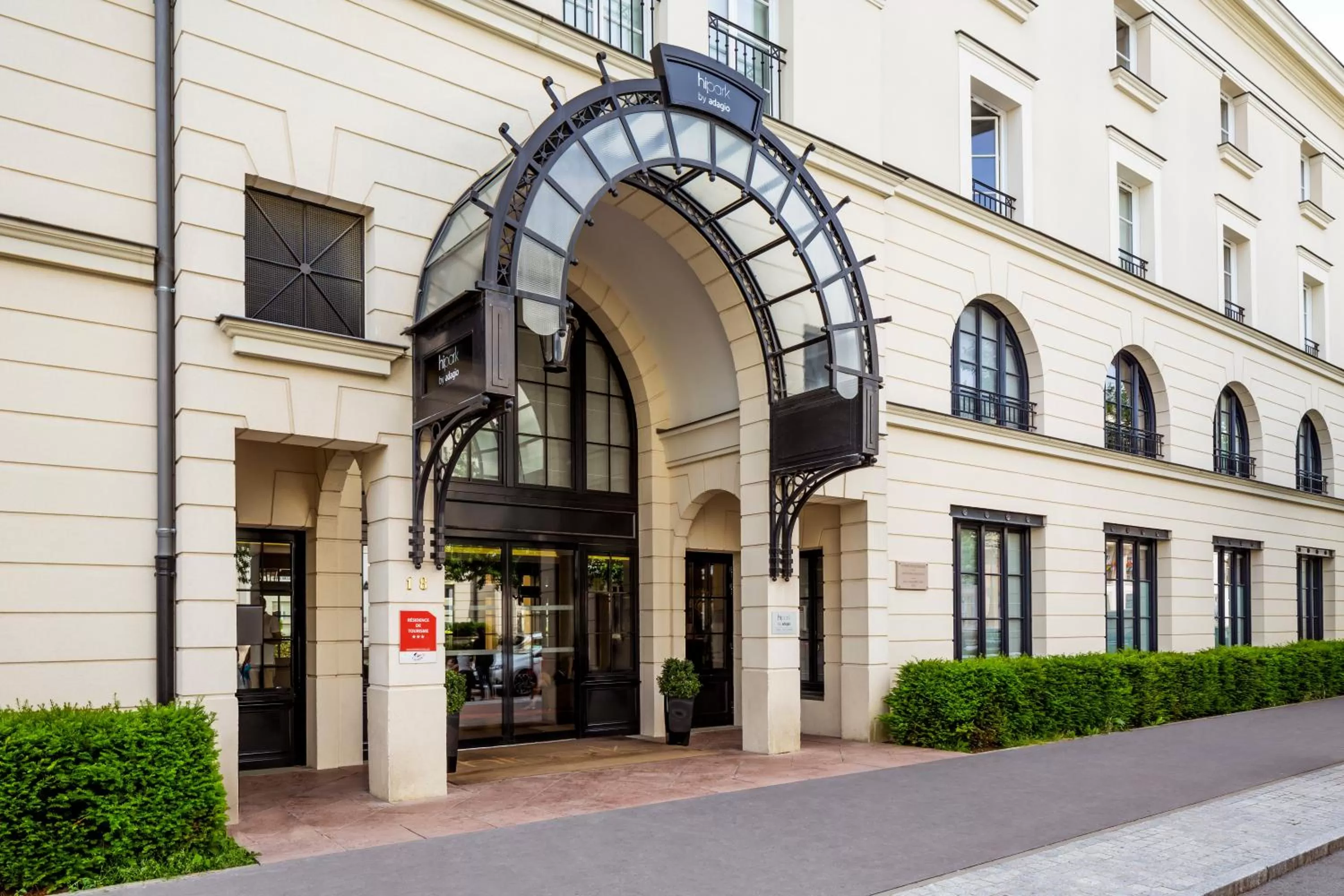 Facade/entrance, Property Building in Adagio Serris Val d Europe