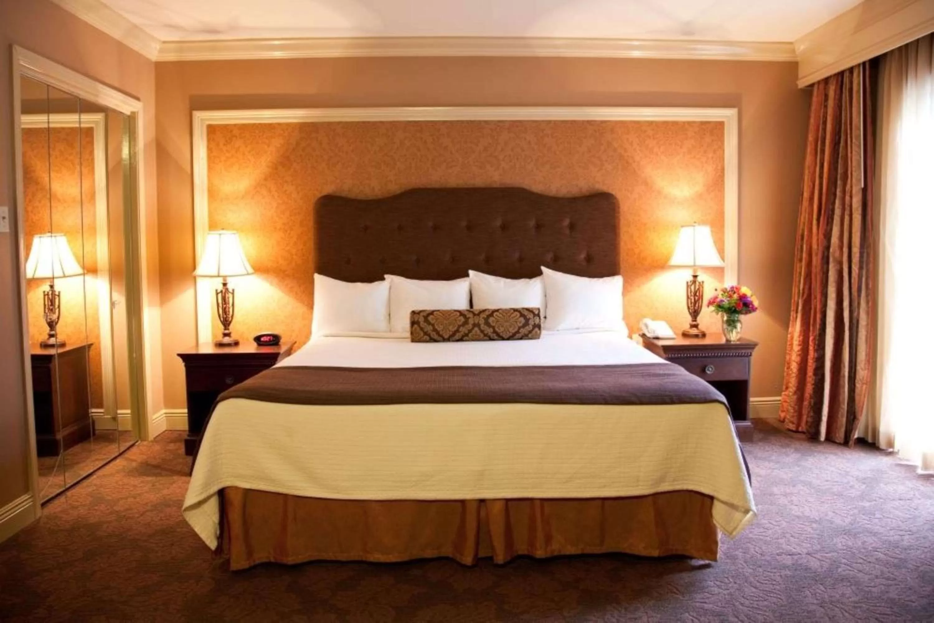 King Suite with Jetted Tub - Non-Smoking in Best Western Plus French Quarter Courtyard Hotel