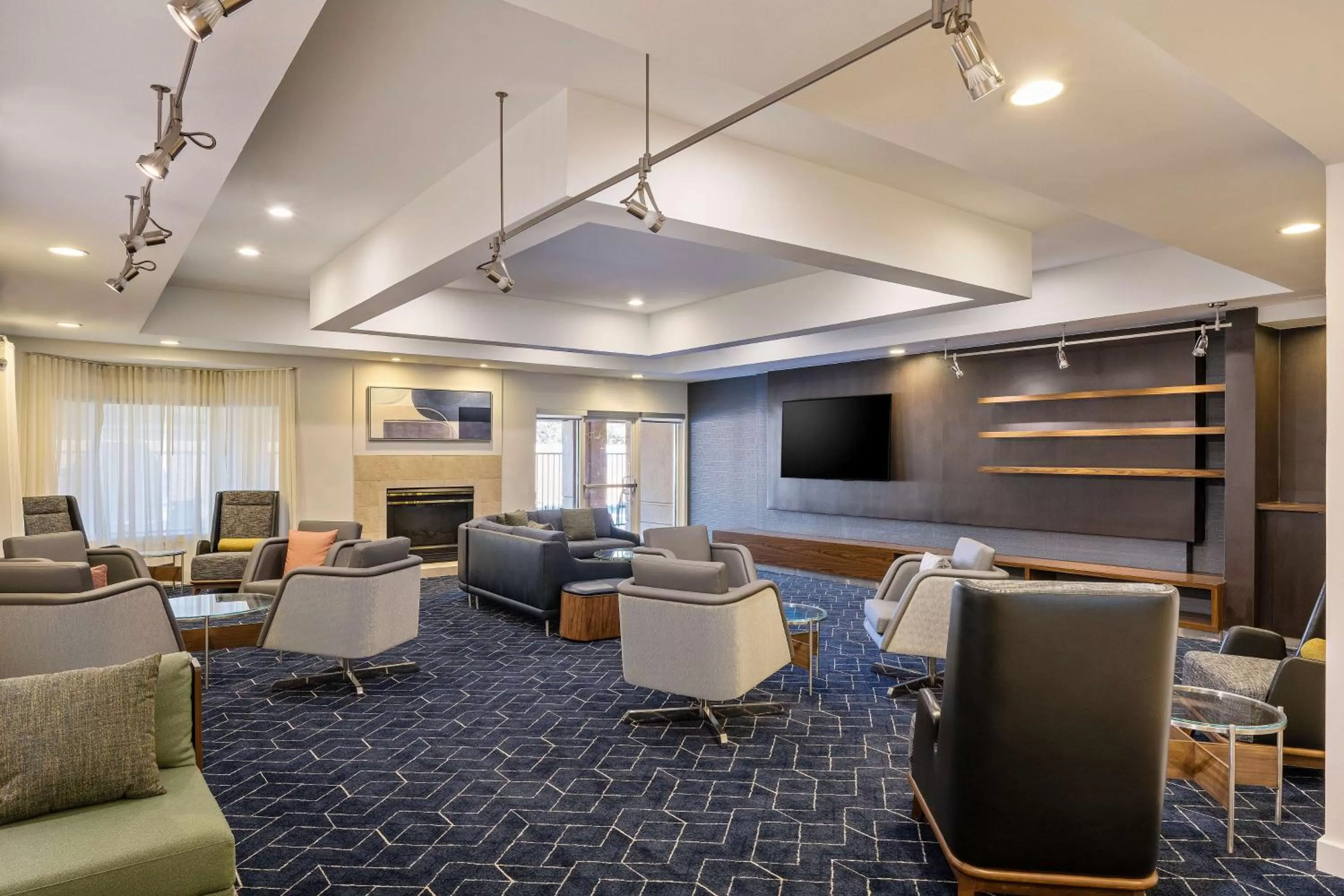 Lobby or reception in Sonesta Select San Ramon