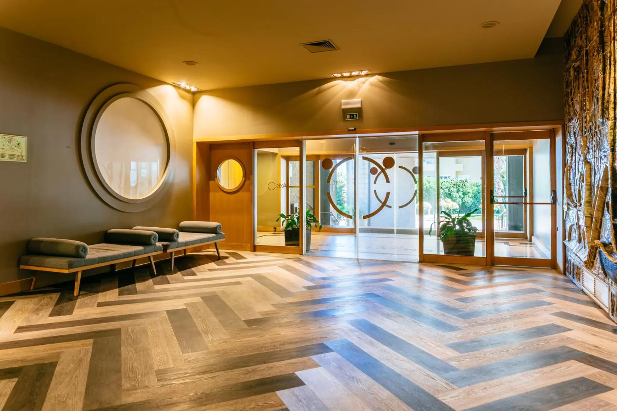 Lobby or reception in Axis Vermar Conference & Beach Hotel