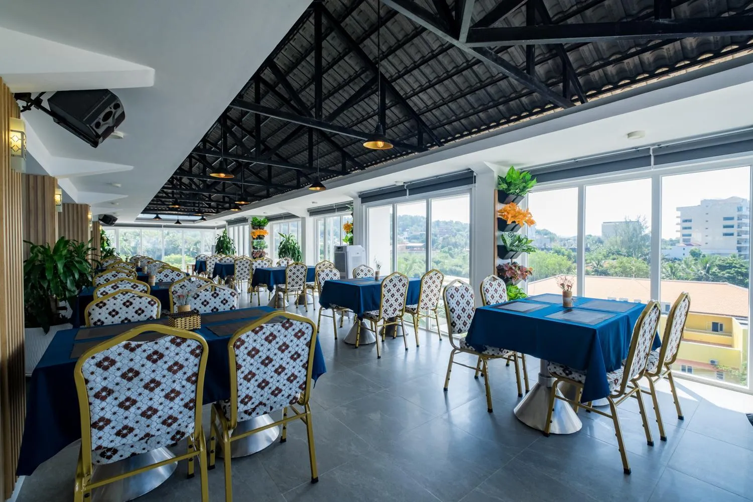 Restaurant/places to eat in Brenta Phu Quoc Hotel