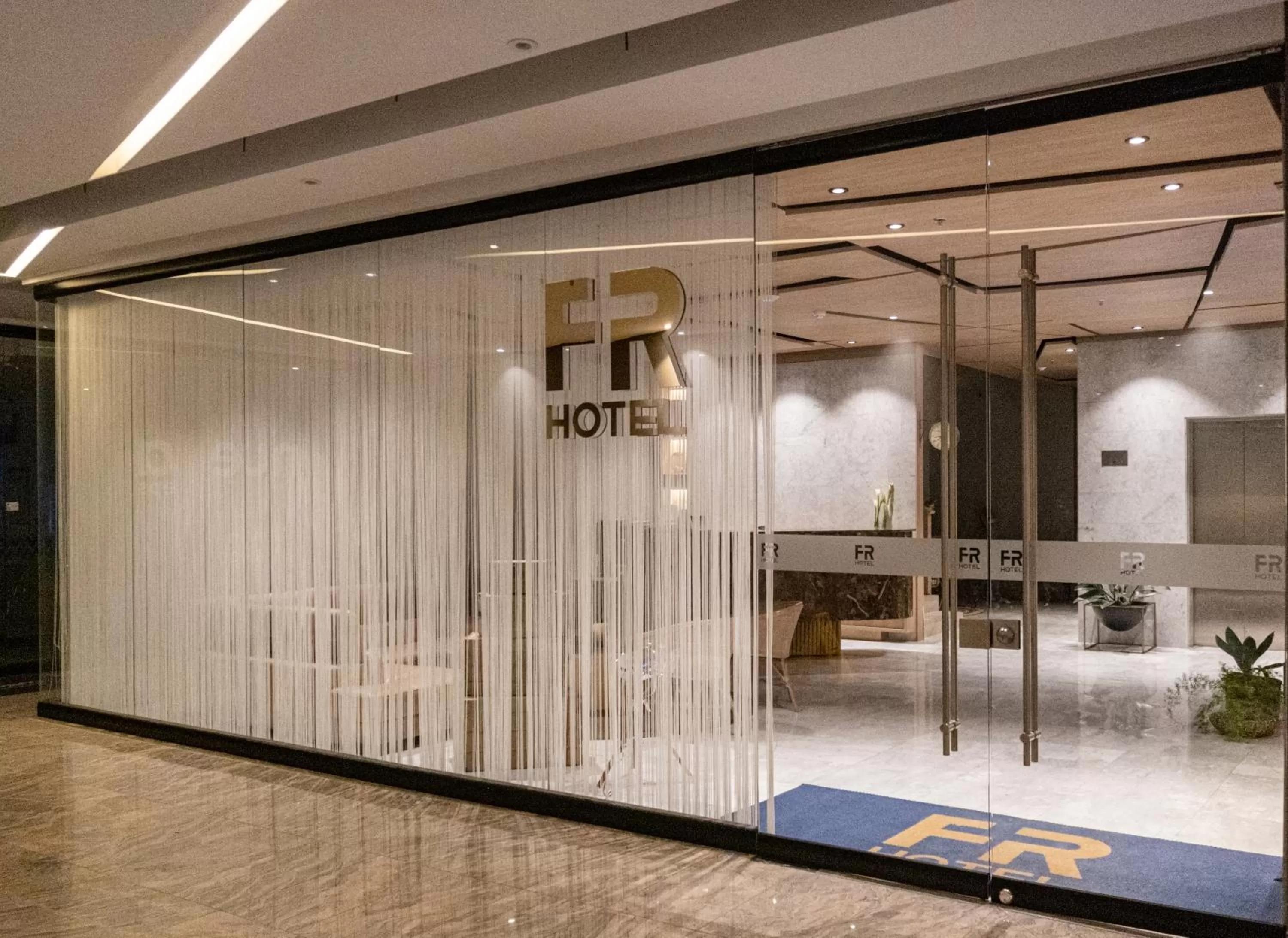 Lobby or reception in FR Hotel