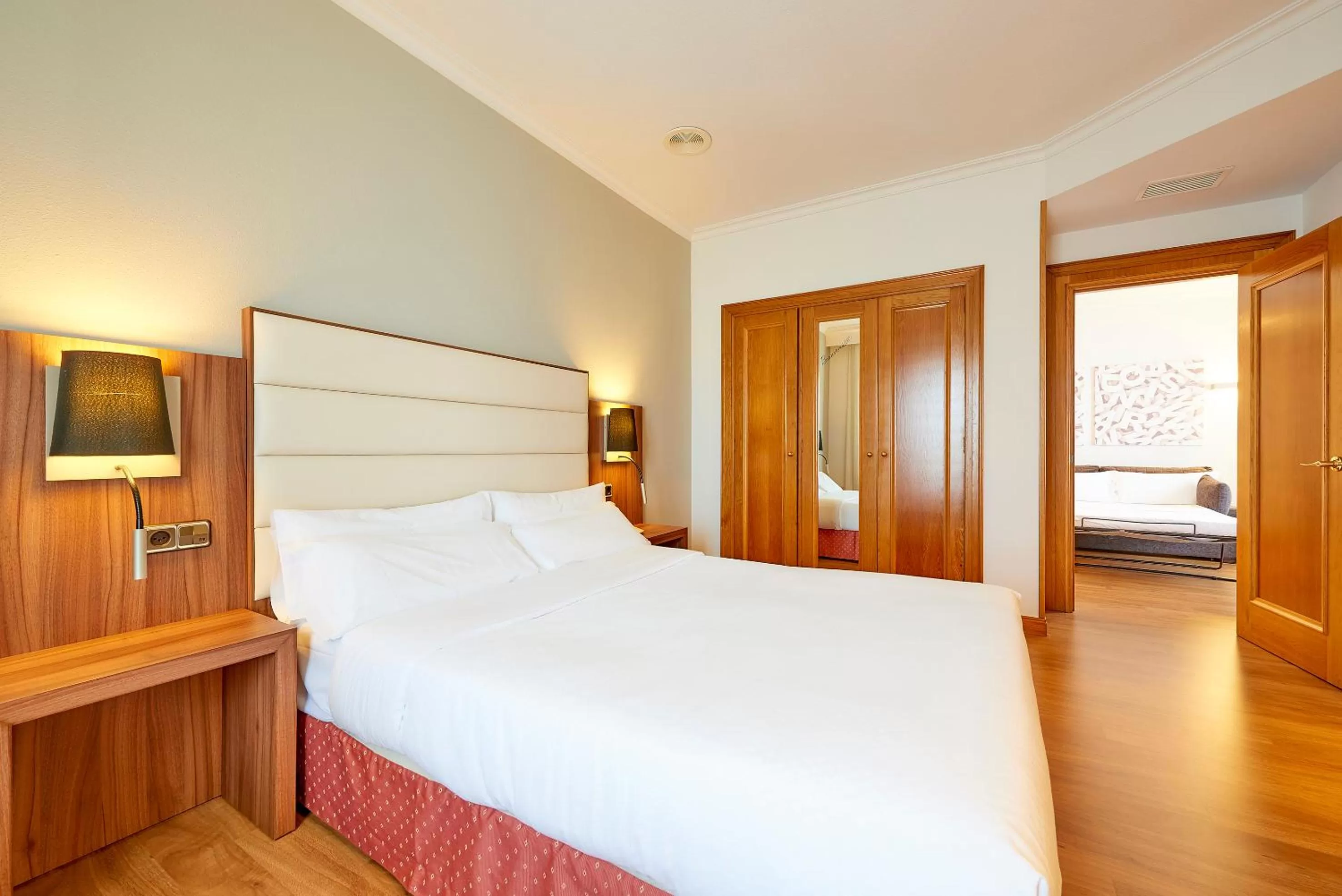 Bedroom, Bed in Hotel Vigo Los Galeones Affiliated by Meliá