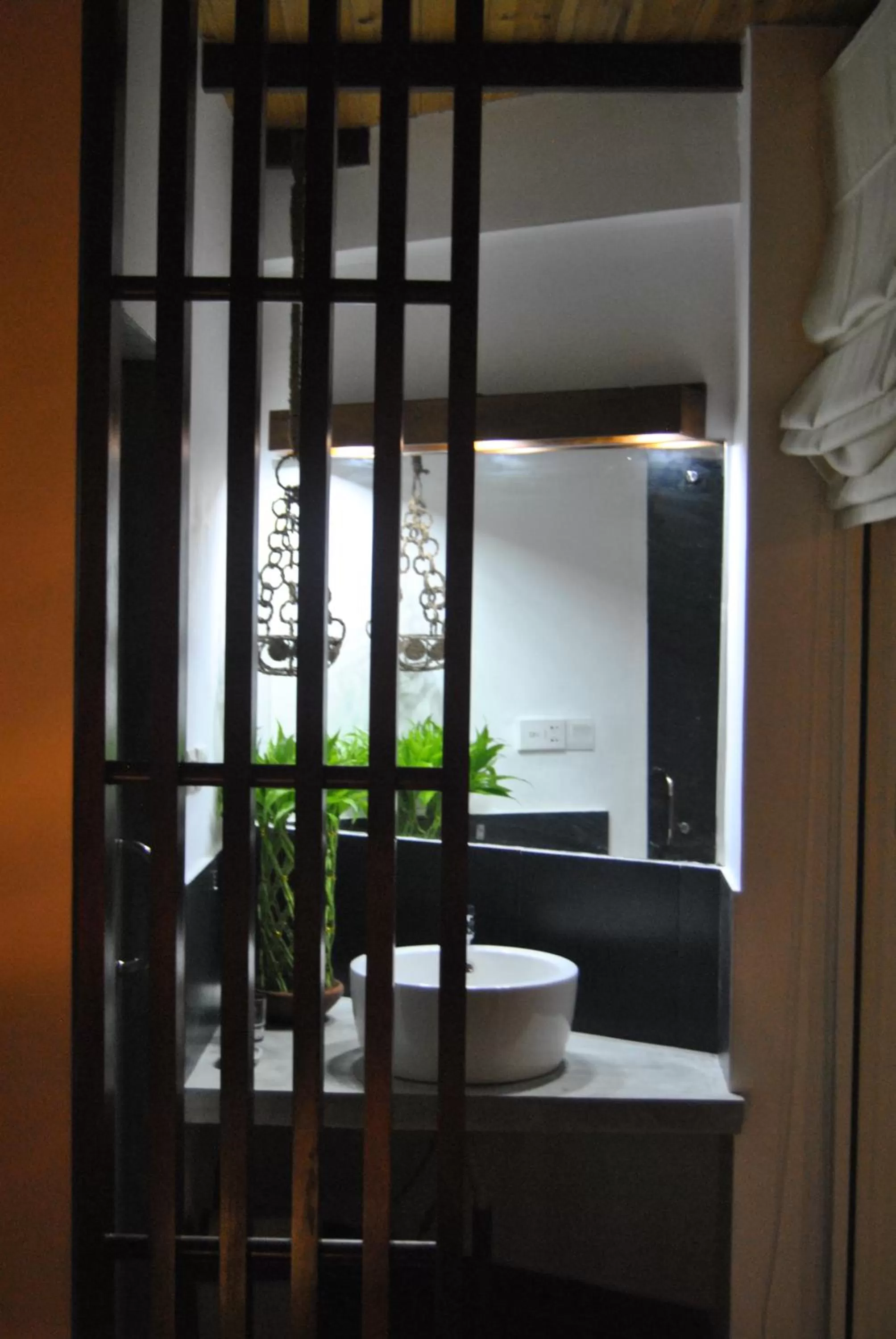 Bathroom in The Canoe