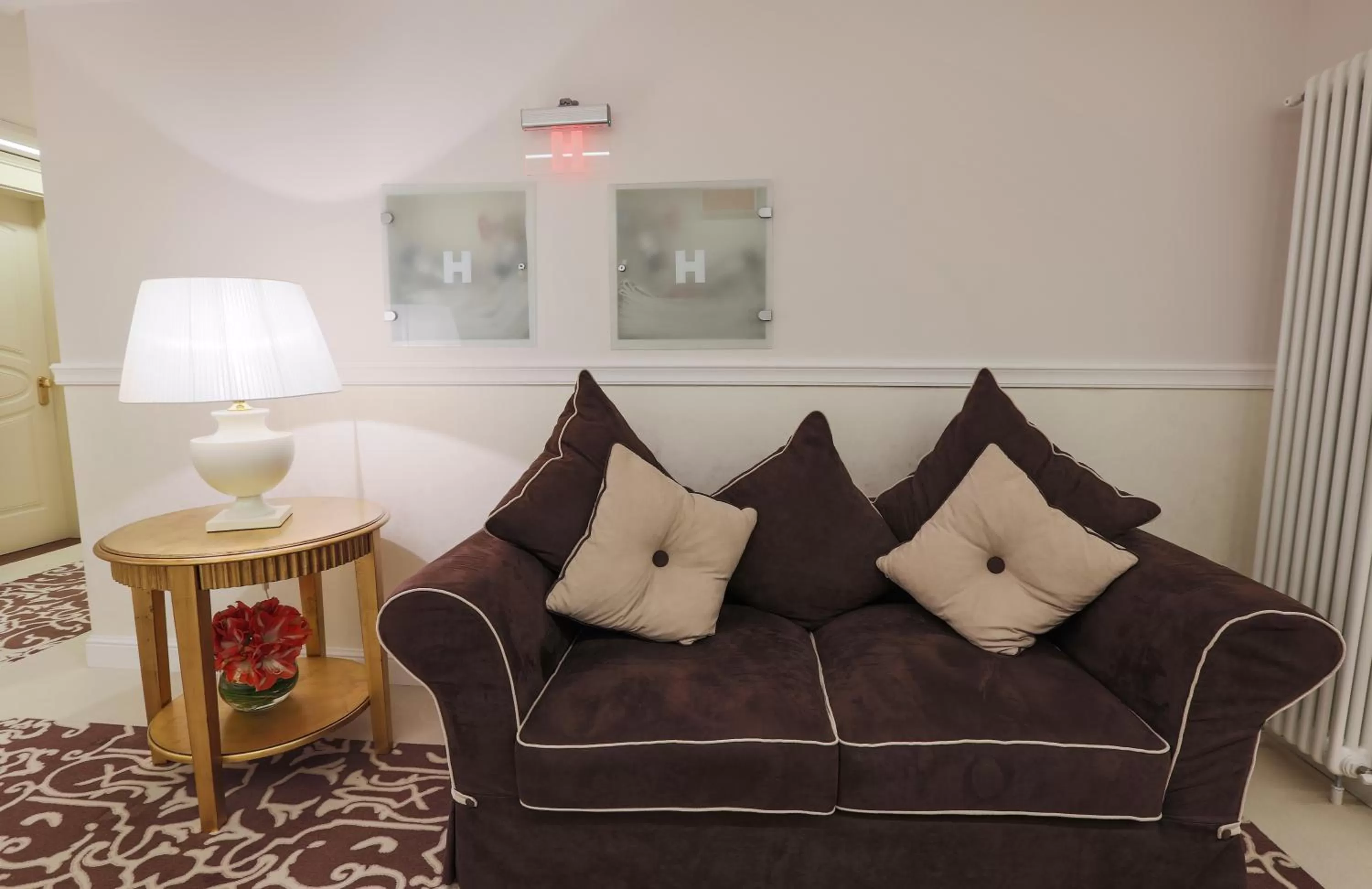 Decorative detail in Hotel International Iasi