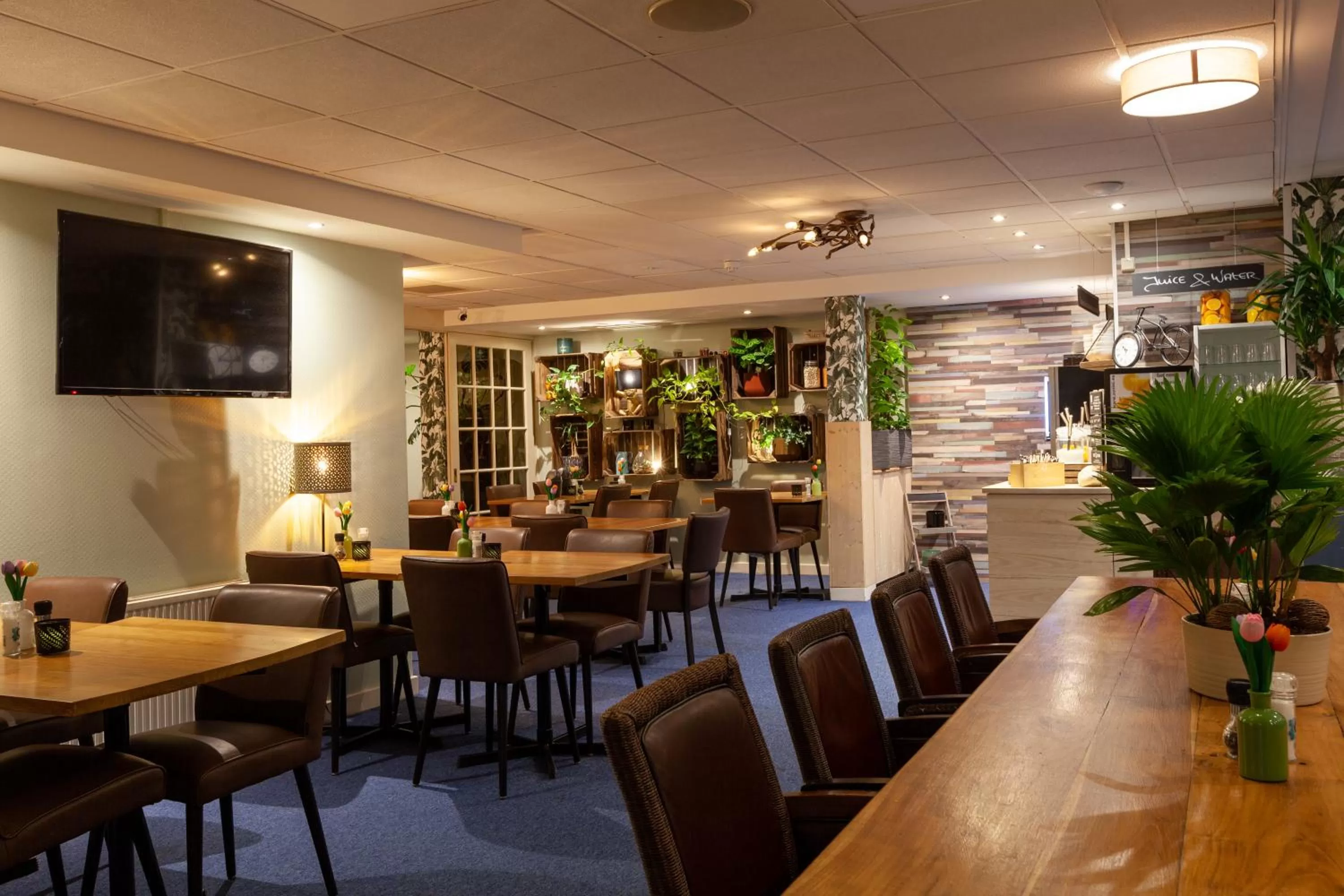 Restaurant/places to eat in Amsterdam Hotel Uithoorn