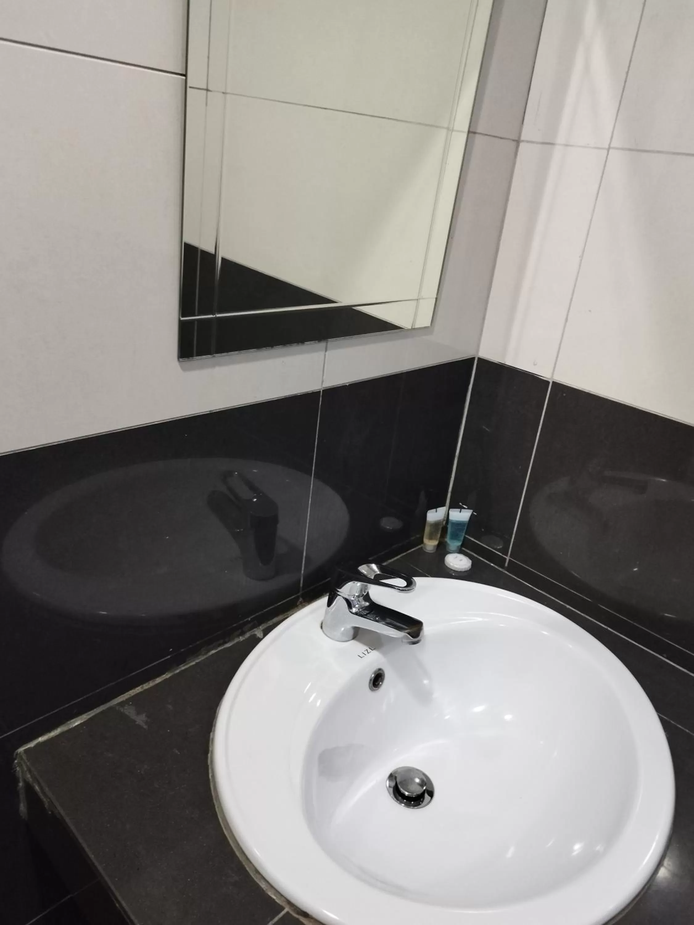 Bathroom in Marine Bay Hotel