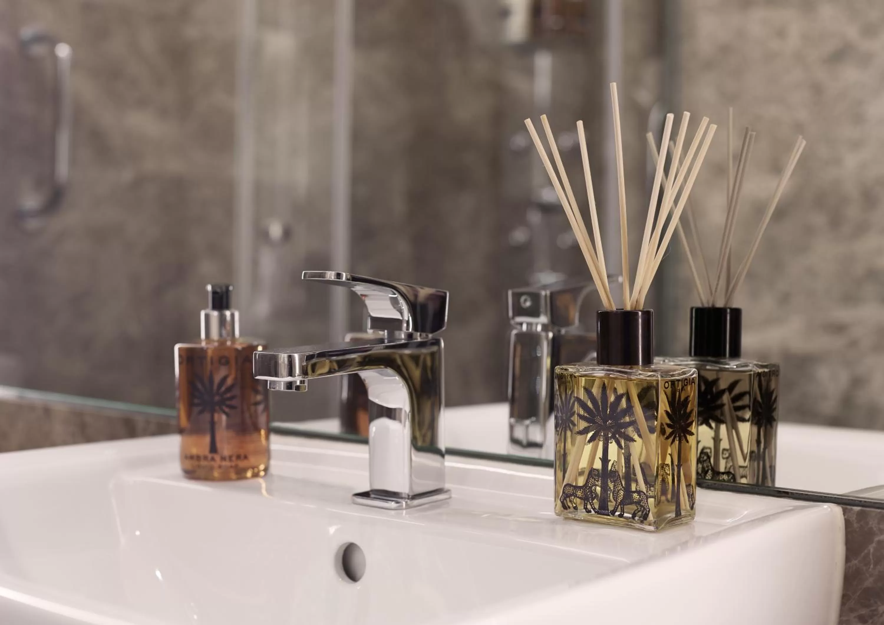 Bathroom in Living Hotel Das Viktualienmarkt