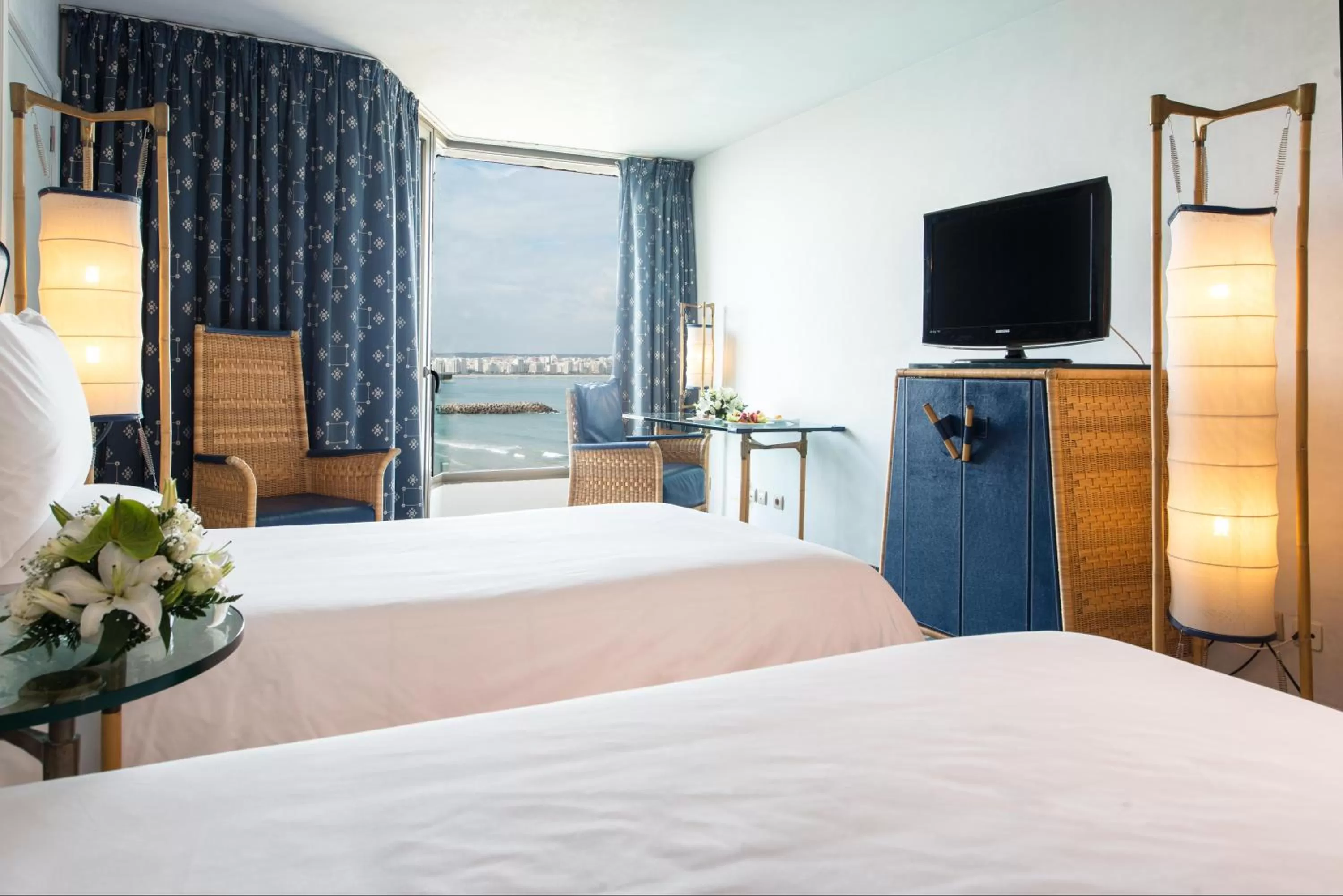 Bathroom, TV/Entertainment Center in Mövenpick Hotel & Casino Malabata Tanger