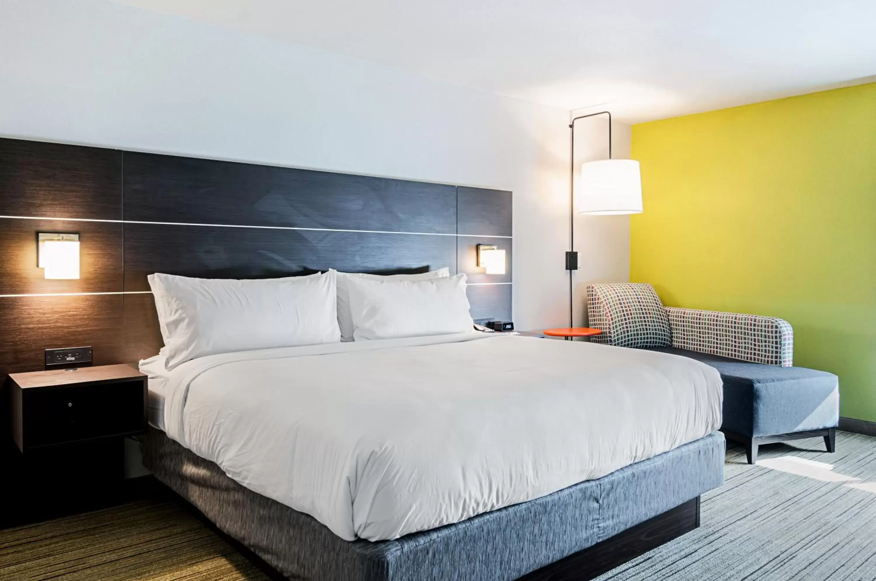 Suite with Two Queen Beds in Holiday Inn Express & Suites - Atchison by IHG Suite with Two Queen Beds in Holiday Inn Express & Suites - Atchison by IHG