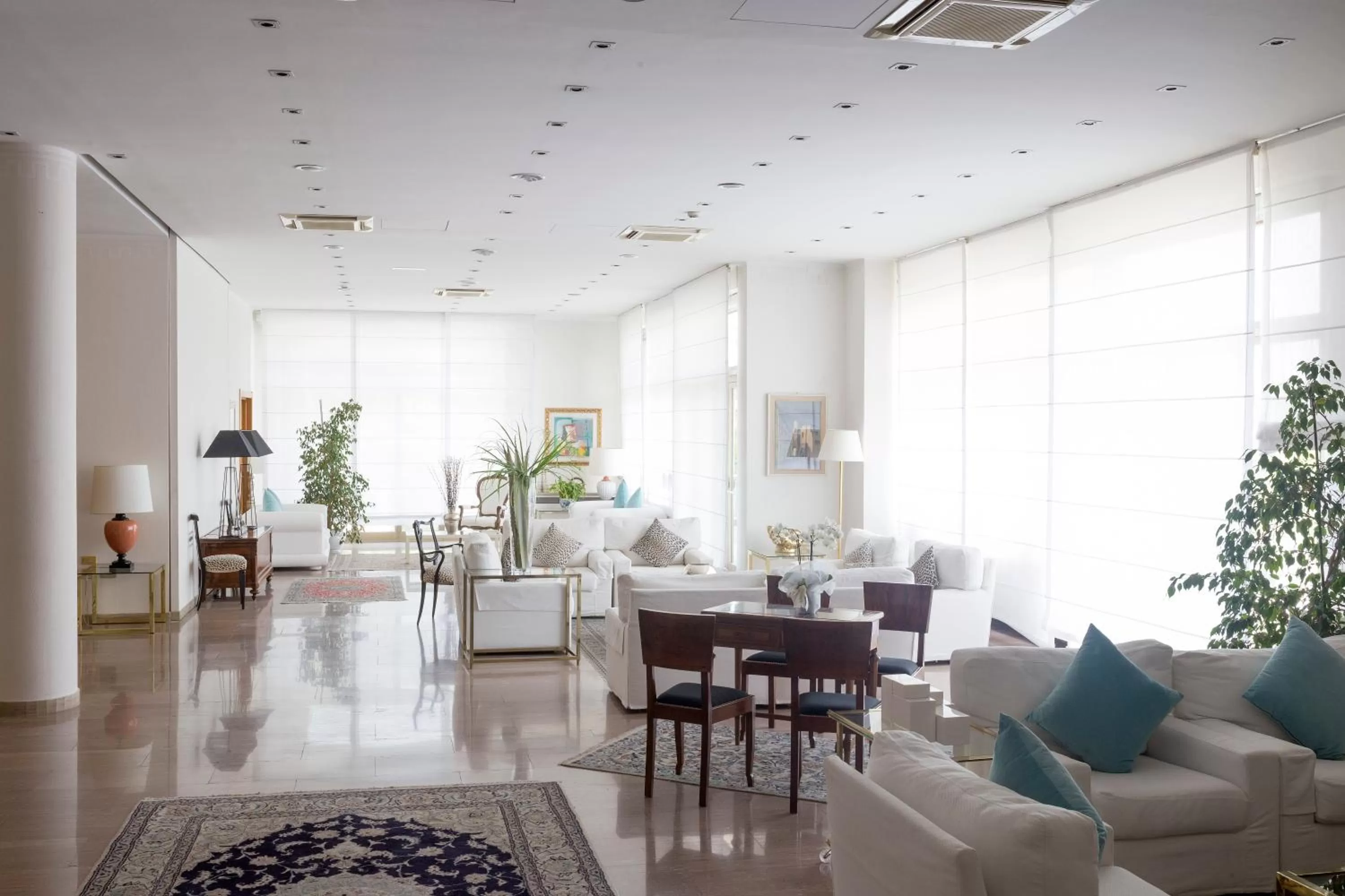 Communal lounge/ TV room in Grand Hotel Passetto