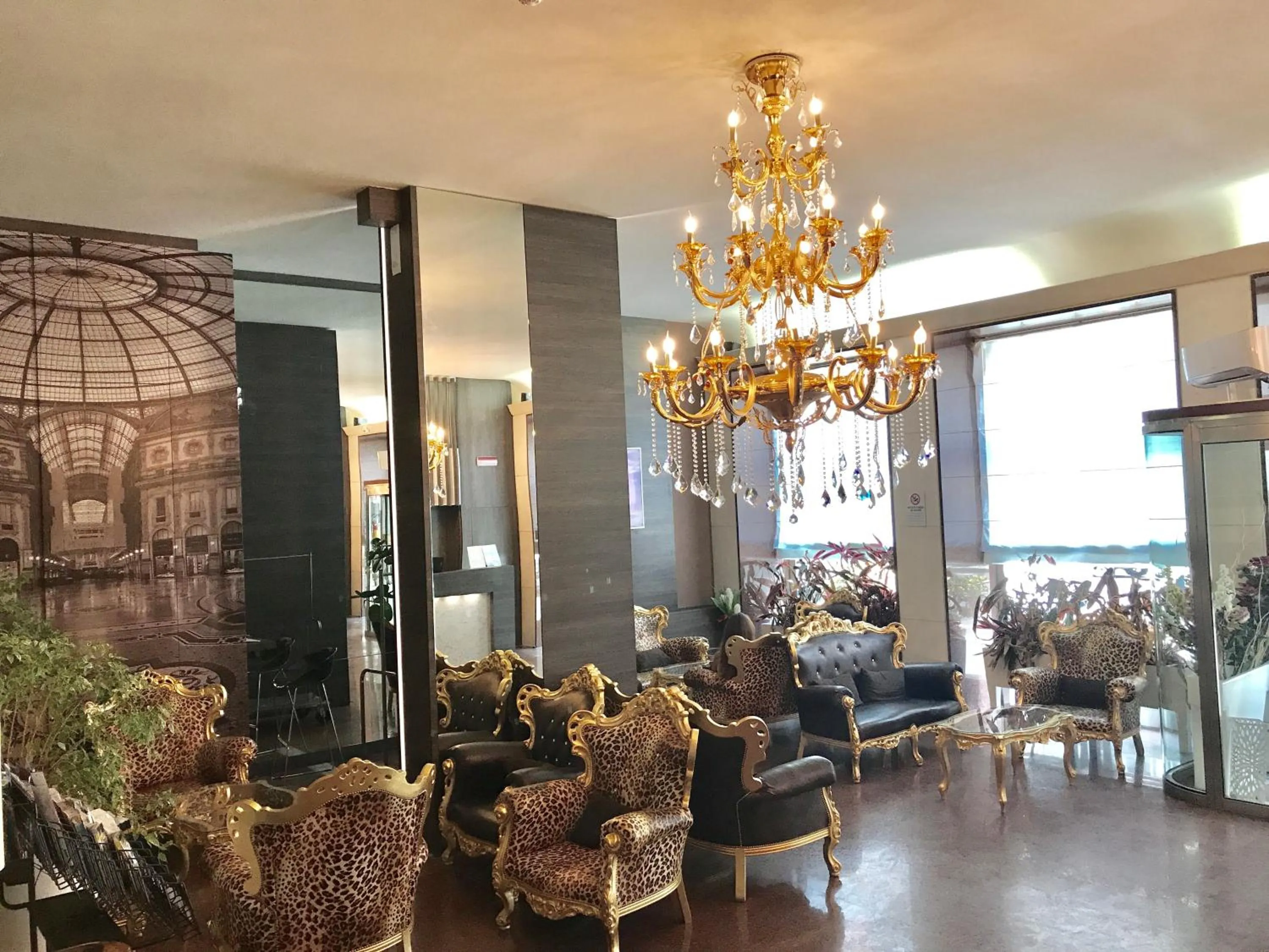 Lobby or reception in Canova Hotel