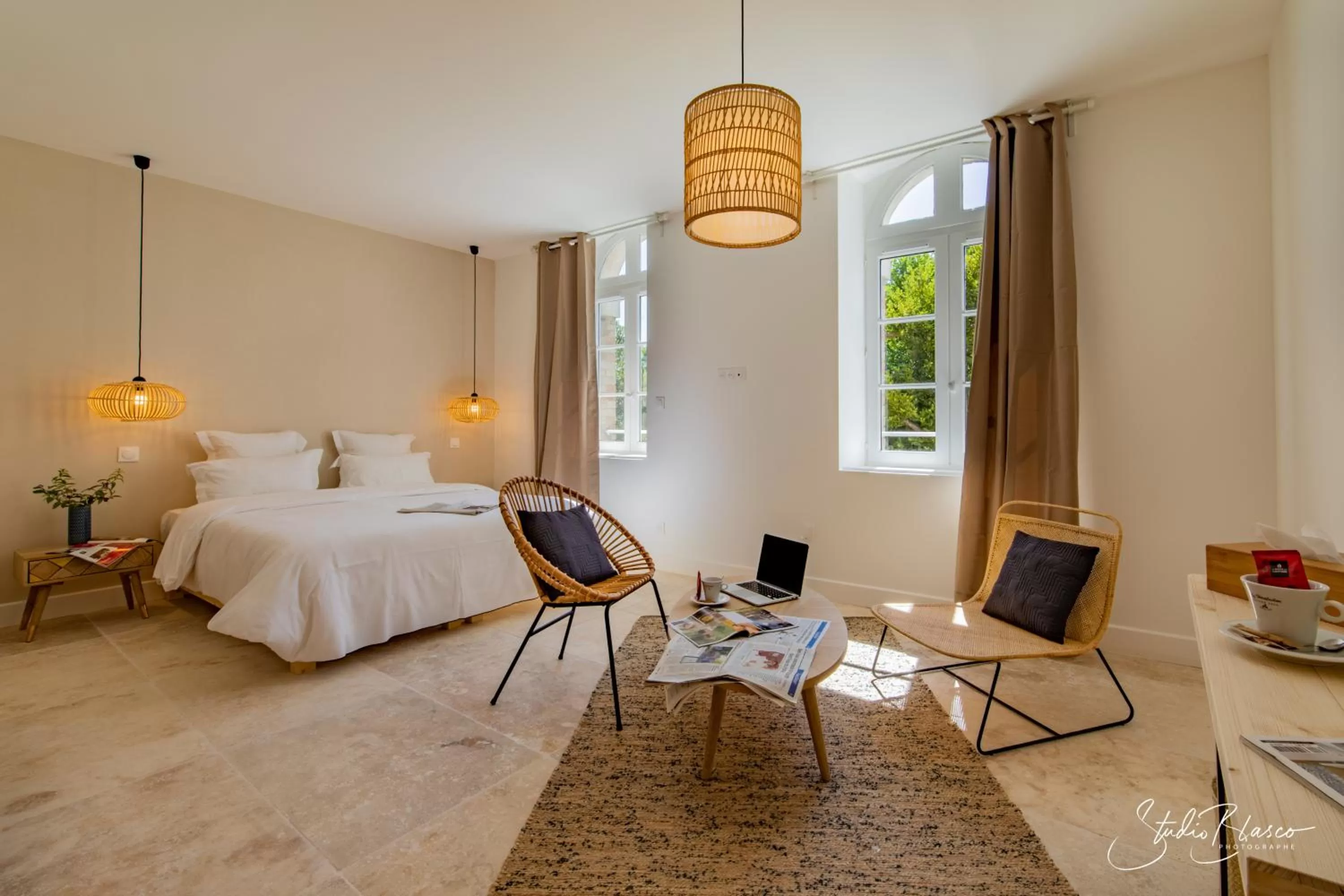 Photo of the whole room, Bed in Moulin de la Roque