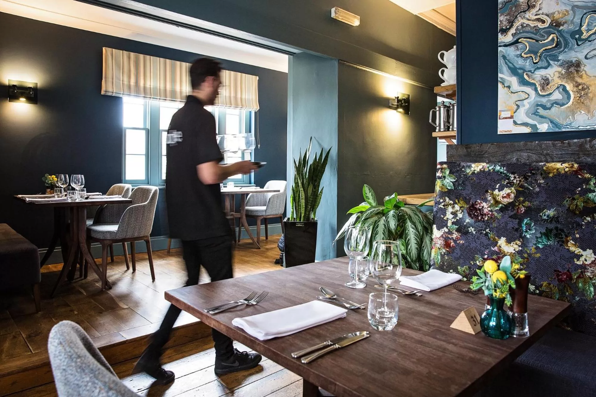 Restaurant/places to eat in The Lodge