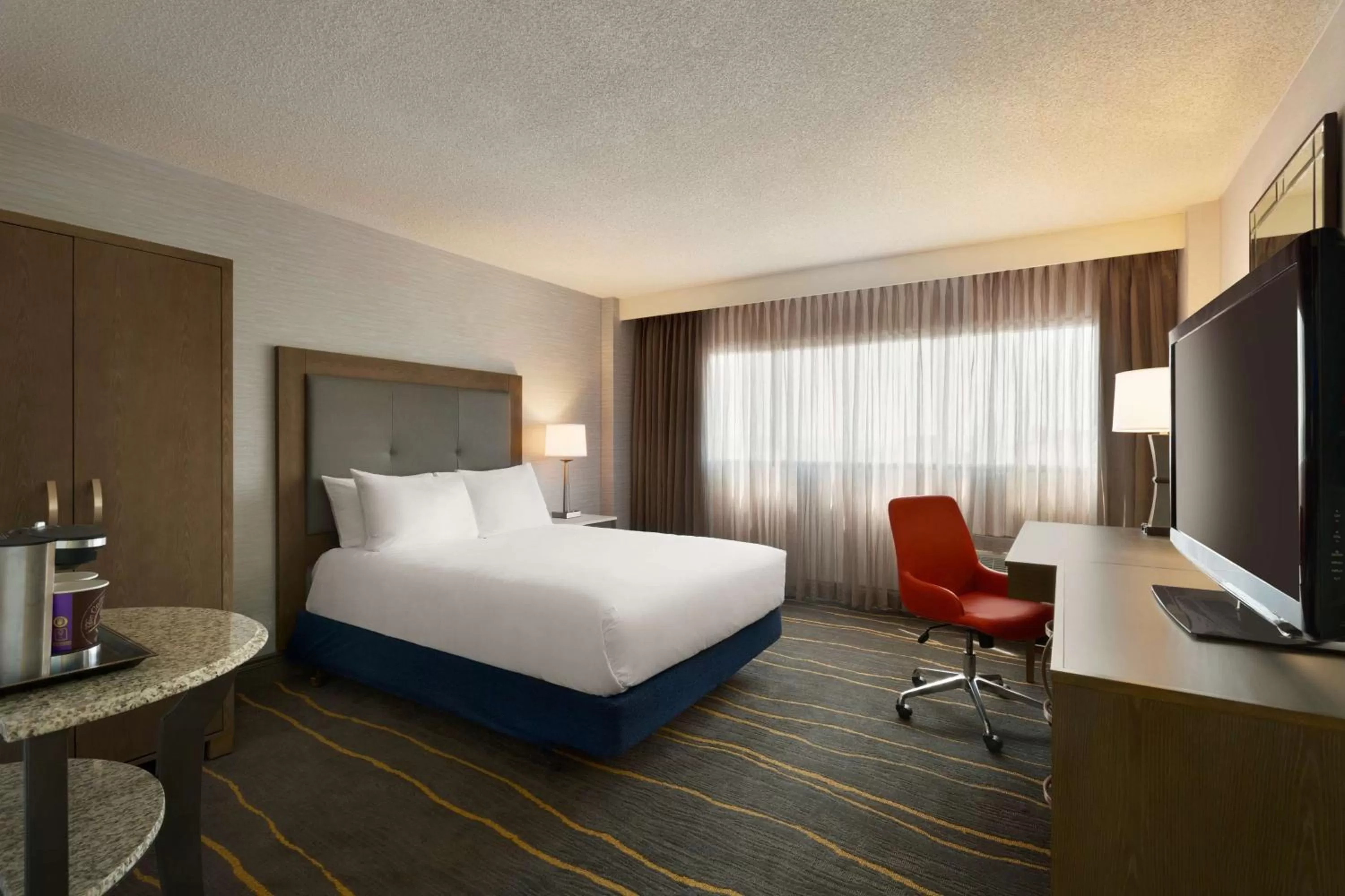 Bedroom, Bed in DoubleTree by Hilton Hotel Albuquerque