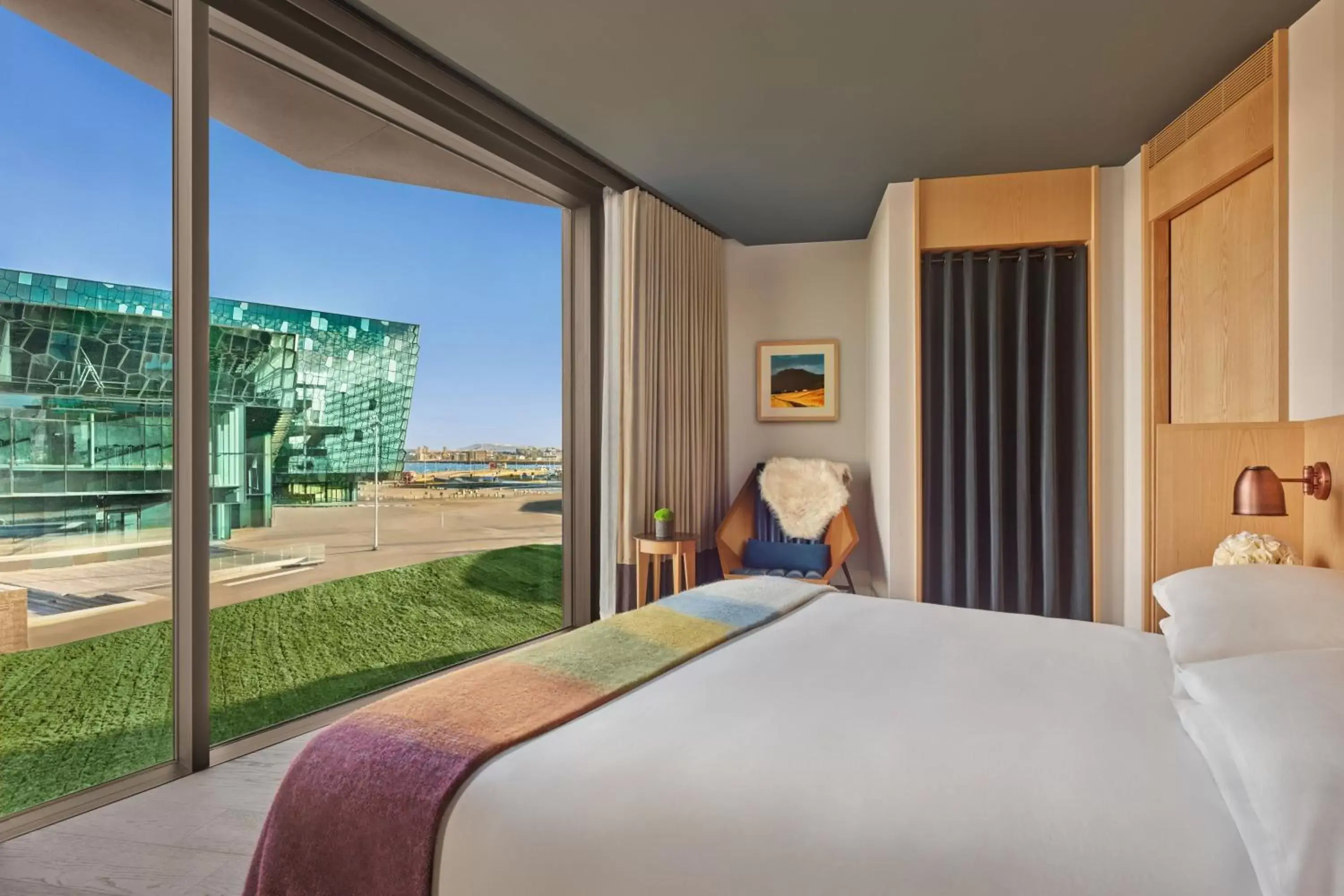 Deluxe King Room with Scenic View in The Reykjavik EDITION Deluxe King Room with Scenic View in The Reykjavik EDITION