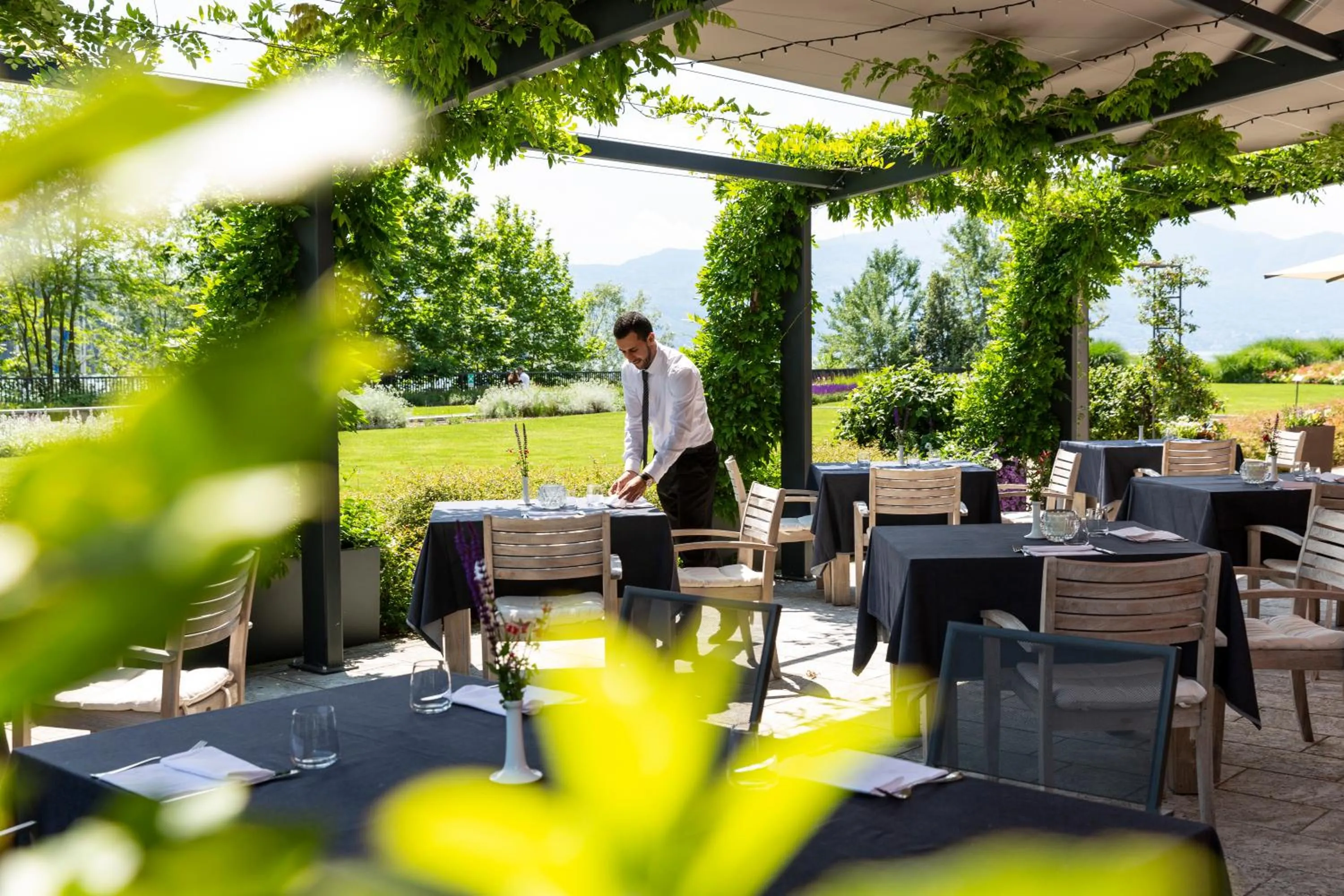 Restaurant/places to eat in Hotel de Charme Laveno - Luxury all Inclusive