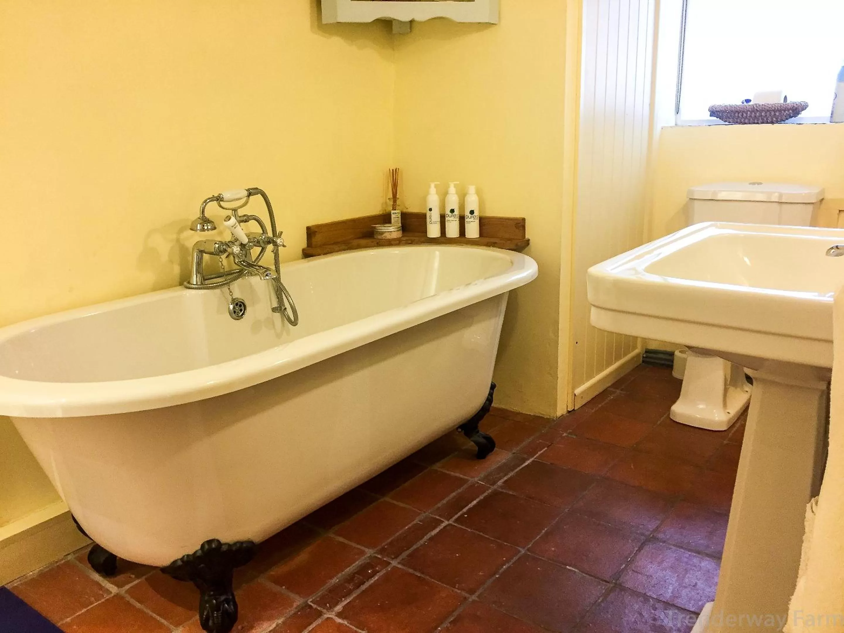 Bathroom in Trenderway Farm