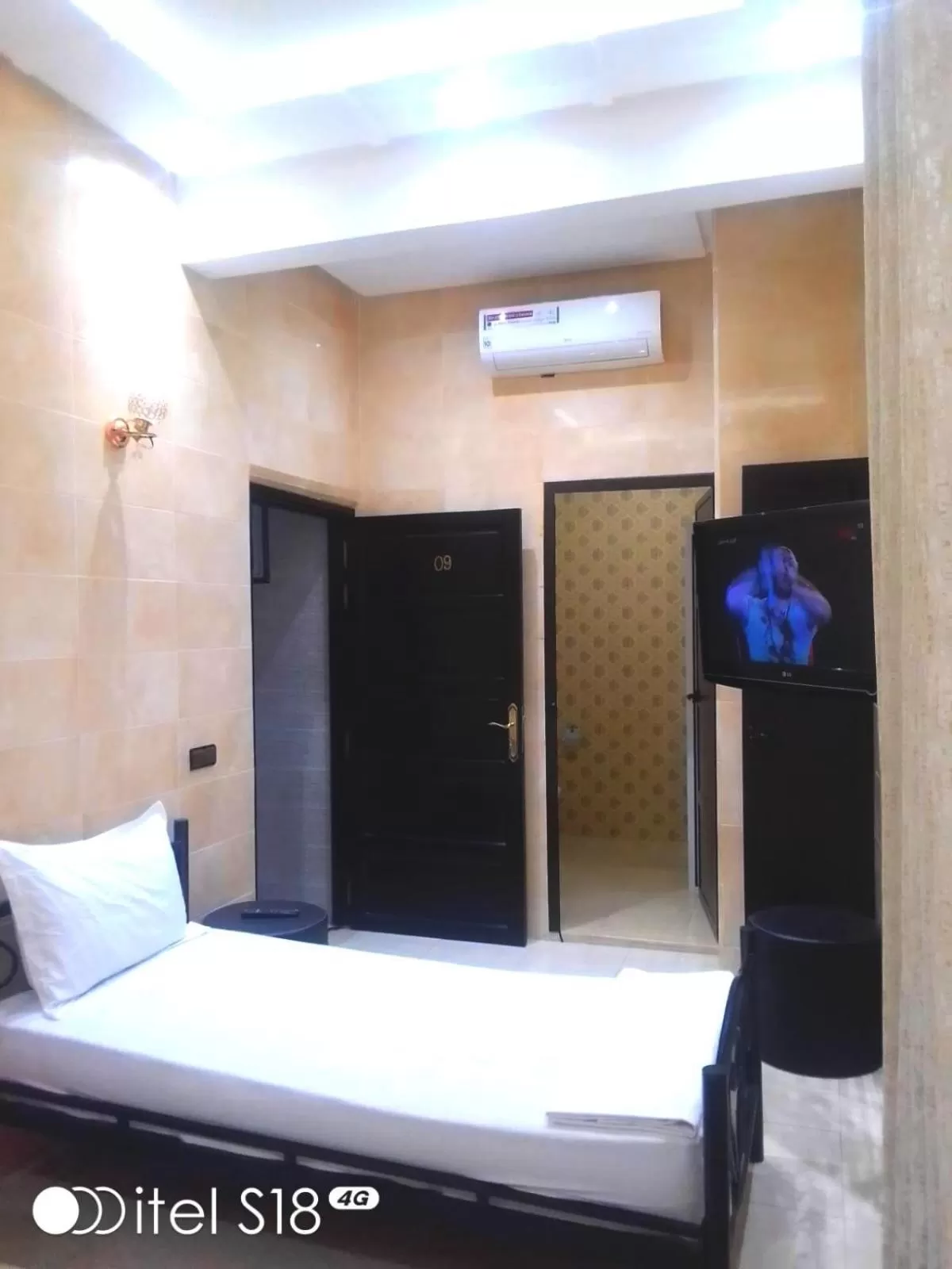 Bed in Résidence Miramare Marrakech