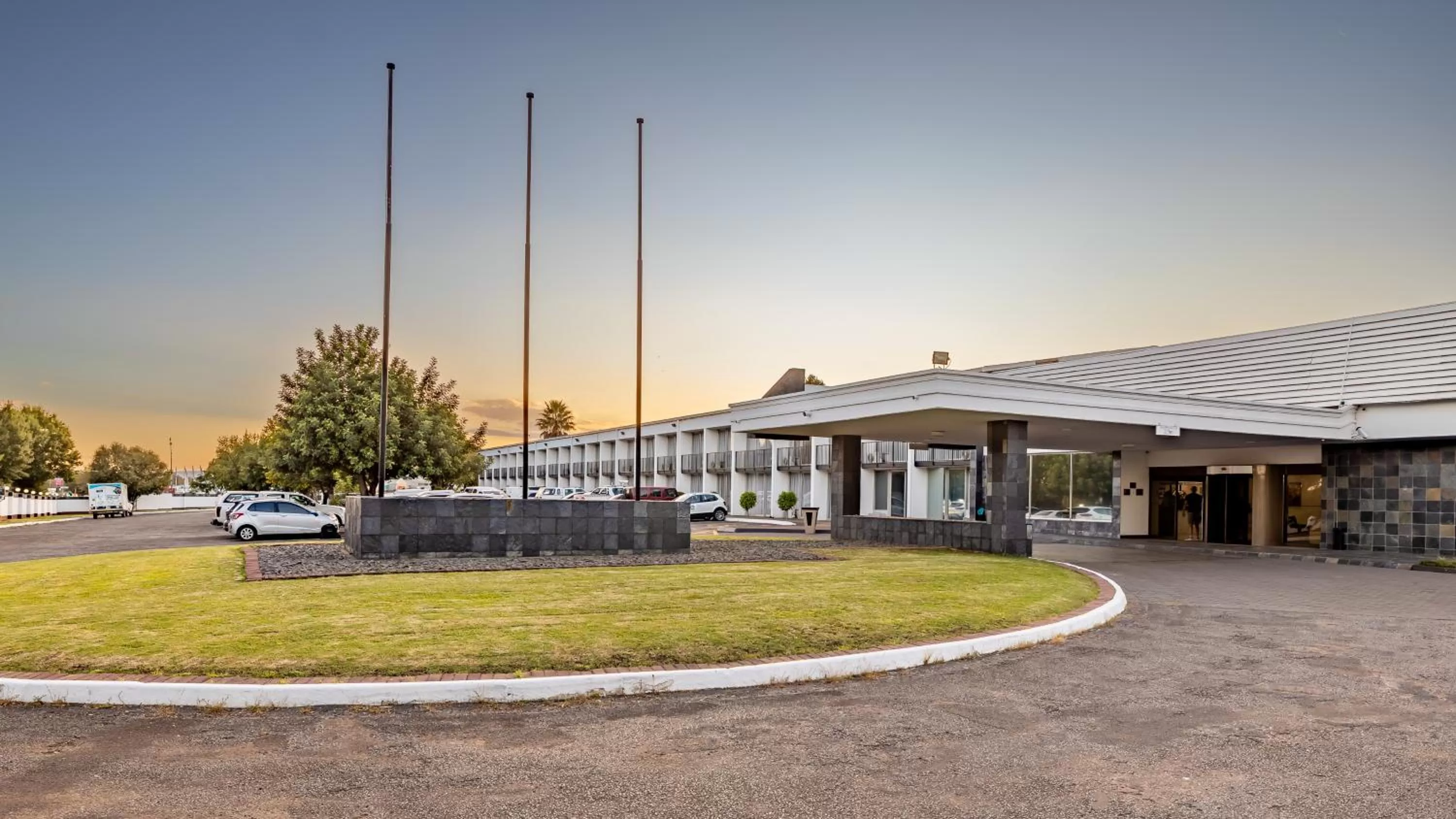 Property building in African Sky Newcastle Inn