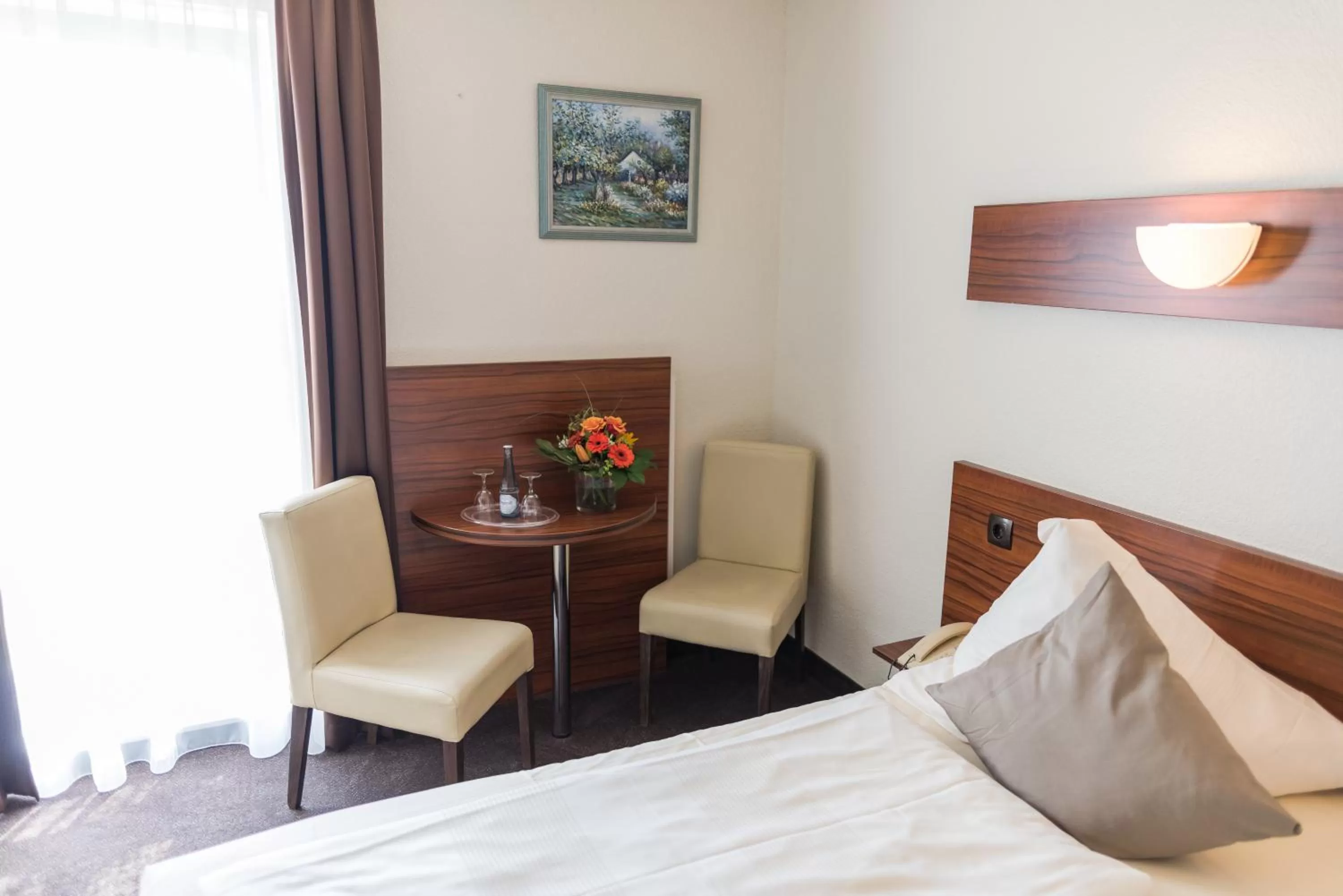 Bedroom, Bed in Hotel am Wall