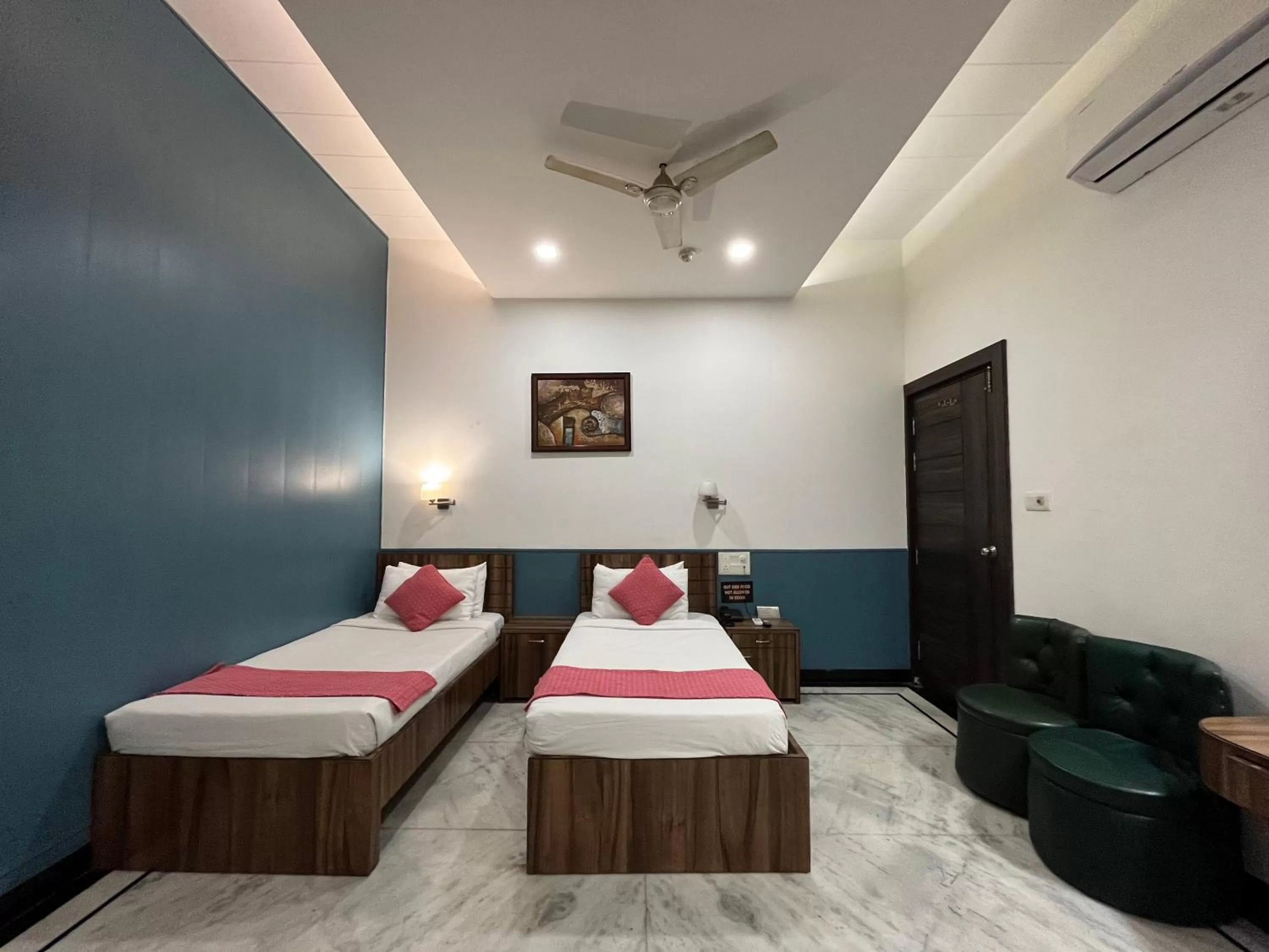 Bedroom, Bed in Hotel Moti Palace