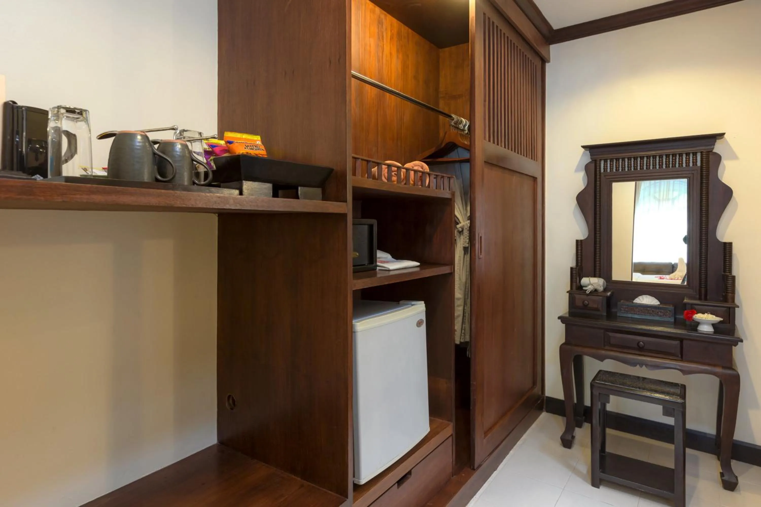 Coffee/tea facilities in The Front Village - SHA Plus