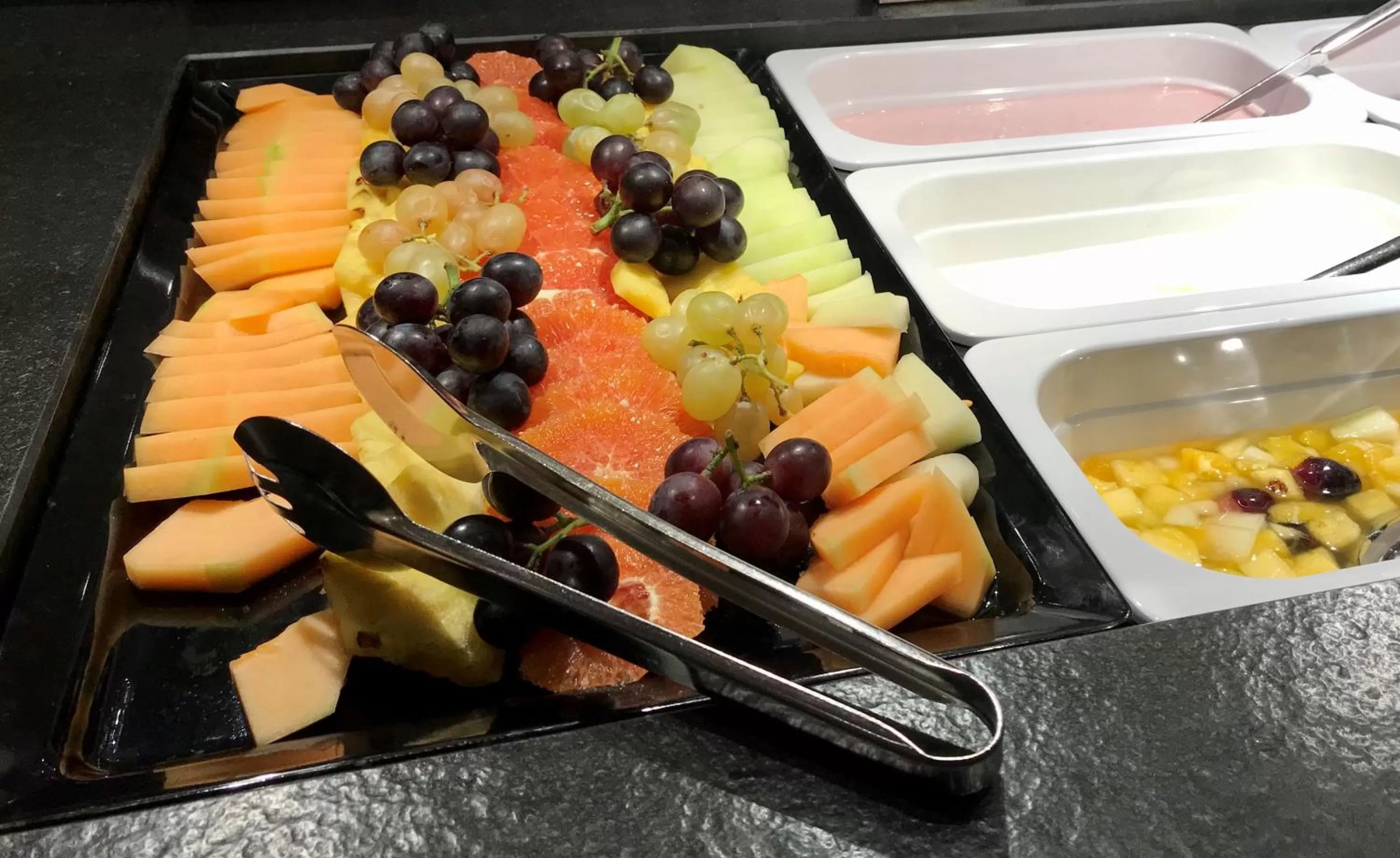 Buffet breakfast in Parkhotel Hall in Tirol