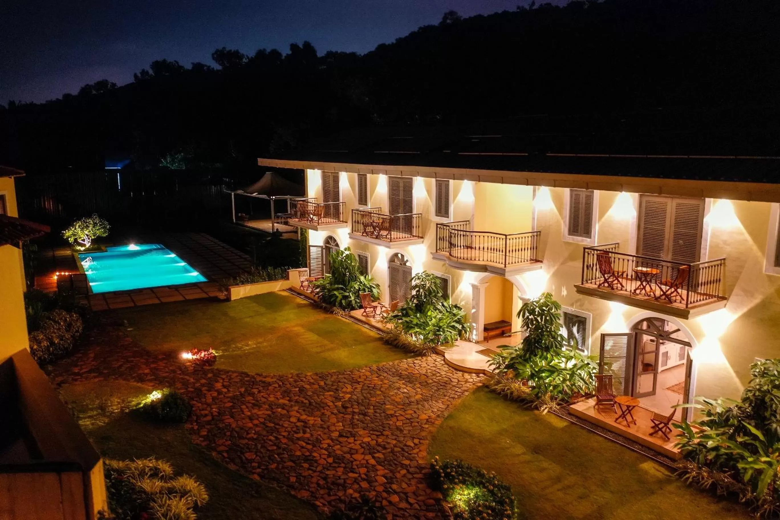 Property Building in The Source At Sula