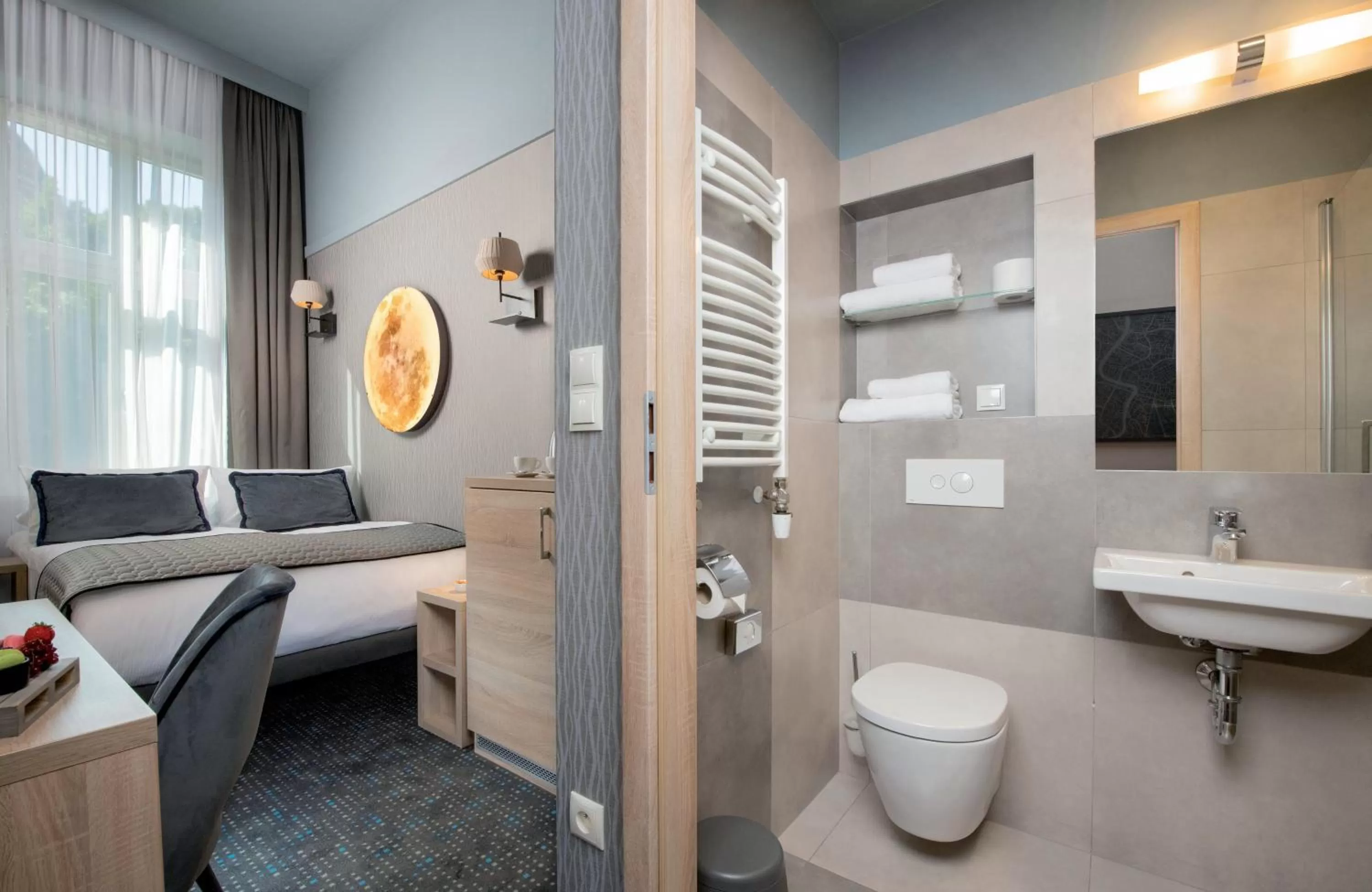 Photo of the whole room in Leonardo Boutique Hotel Krakow Old Town