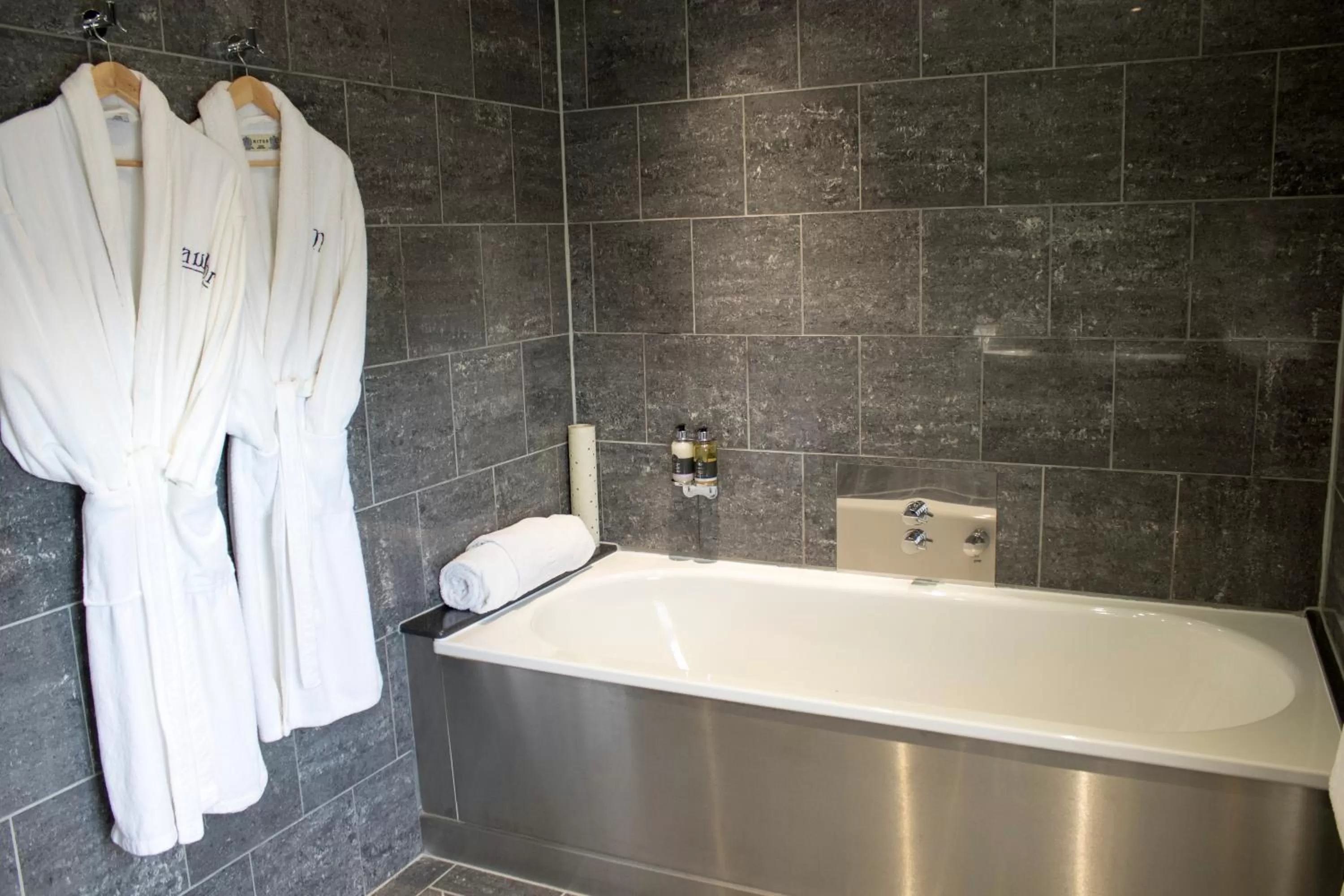 Bathroom in The Cawdor