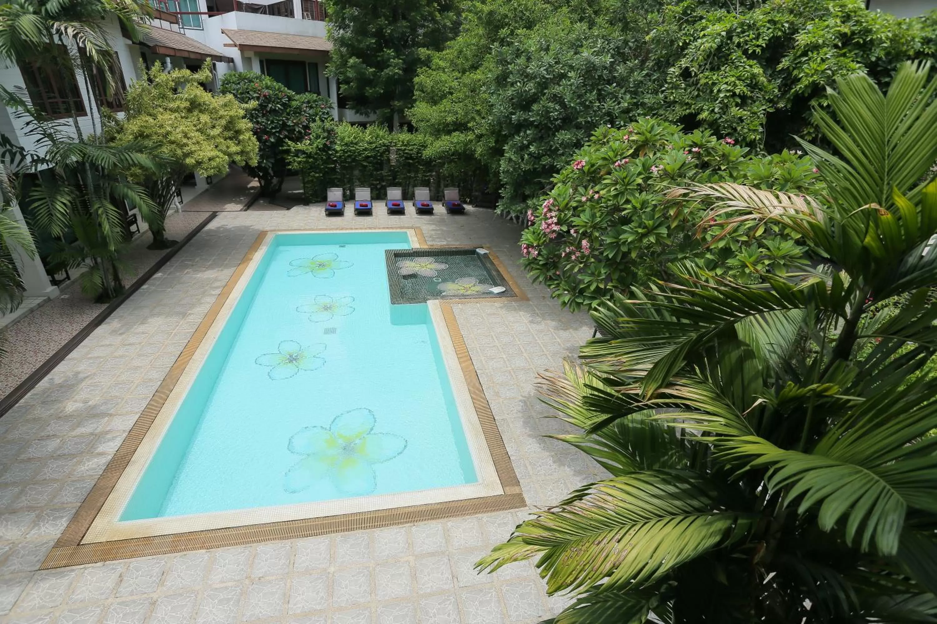 Swimming pool in The Mantrini Chiang Rai
