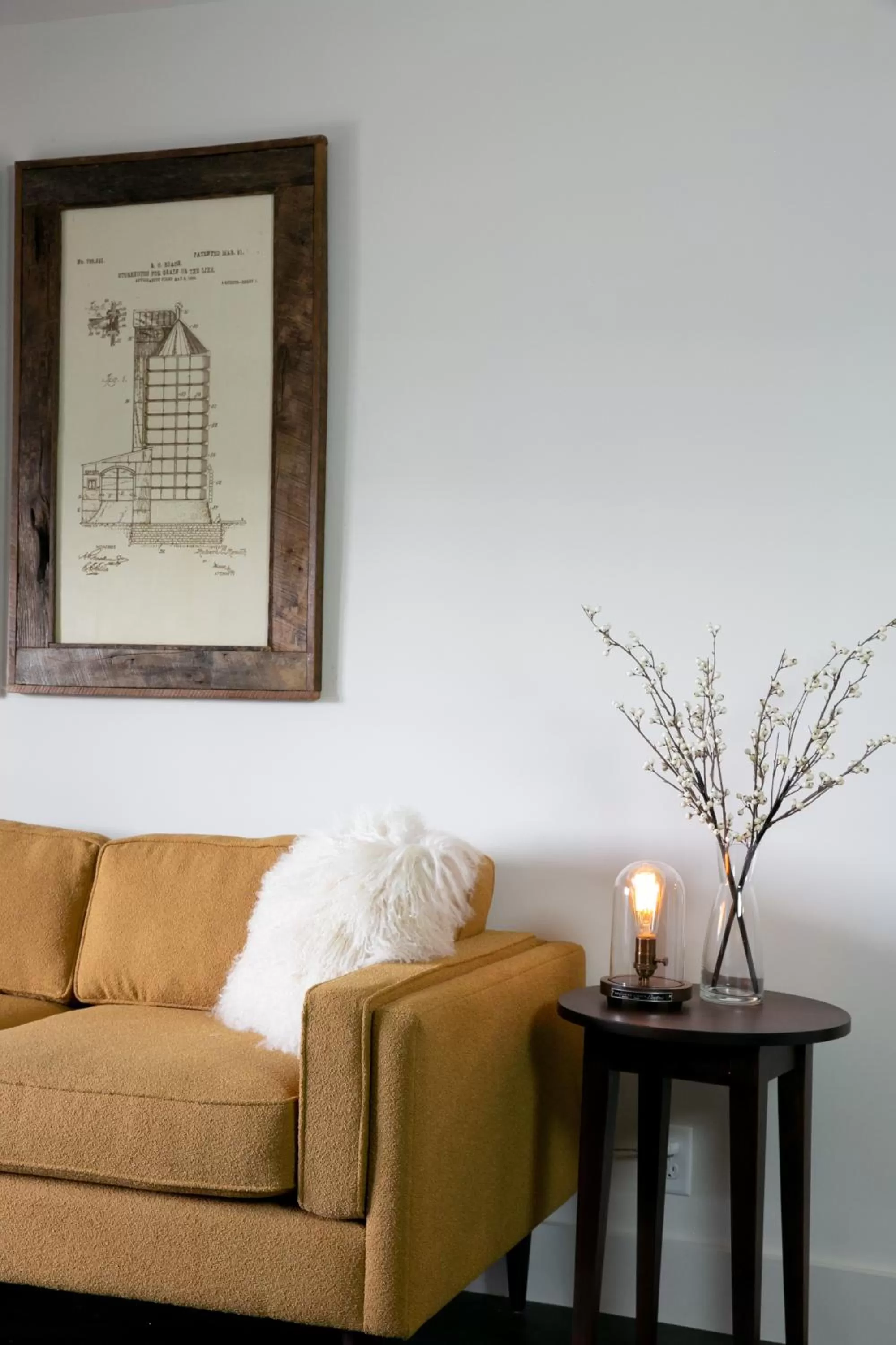 Living room in Bode Nashville