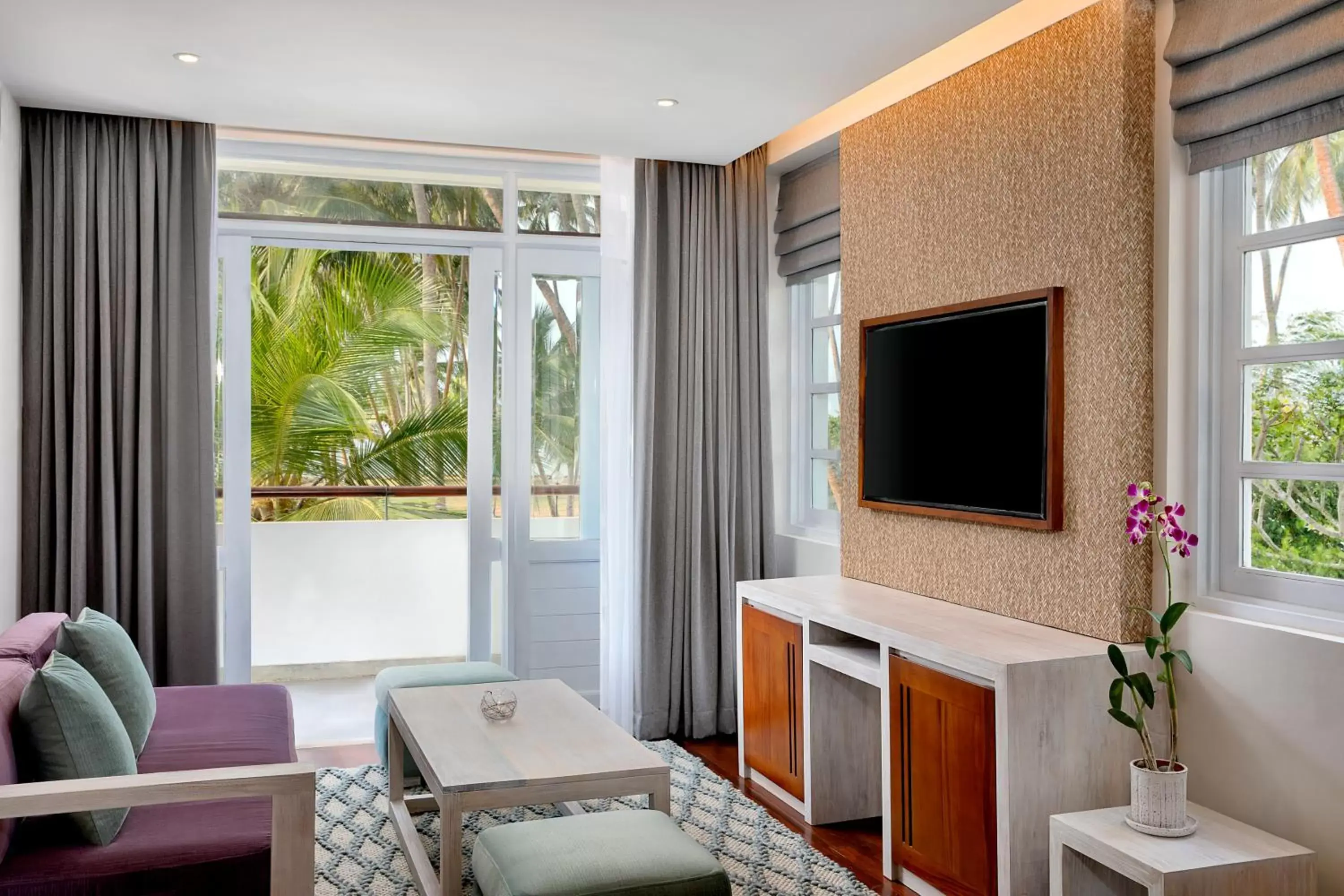 Ocean View Suite in Avani Kalutara Resort Ocean View Suite in Avani Kalutara Resort