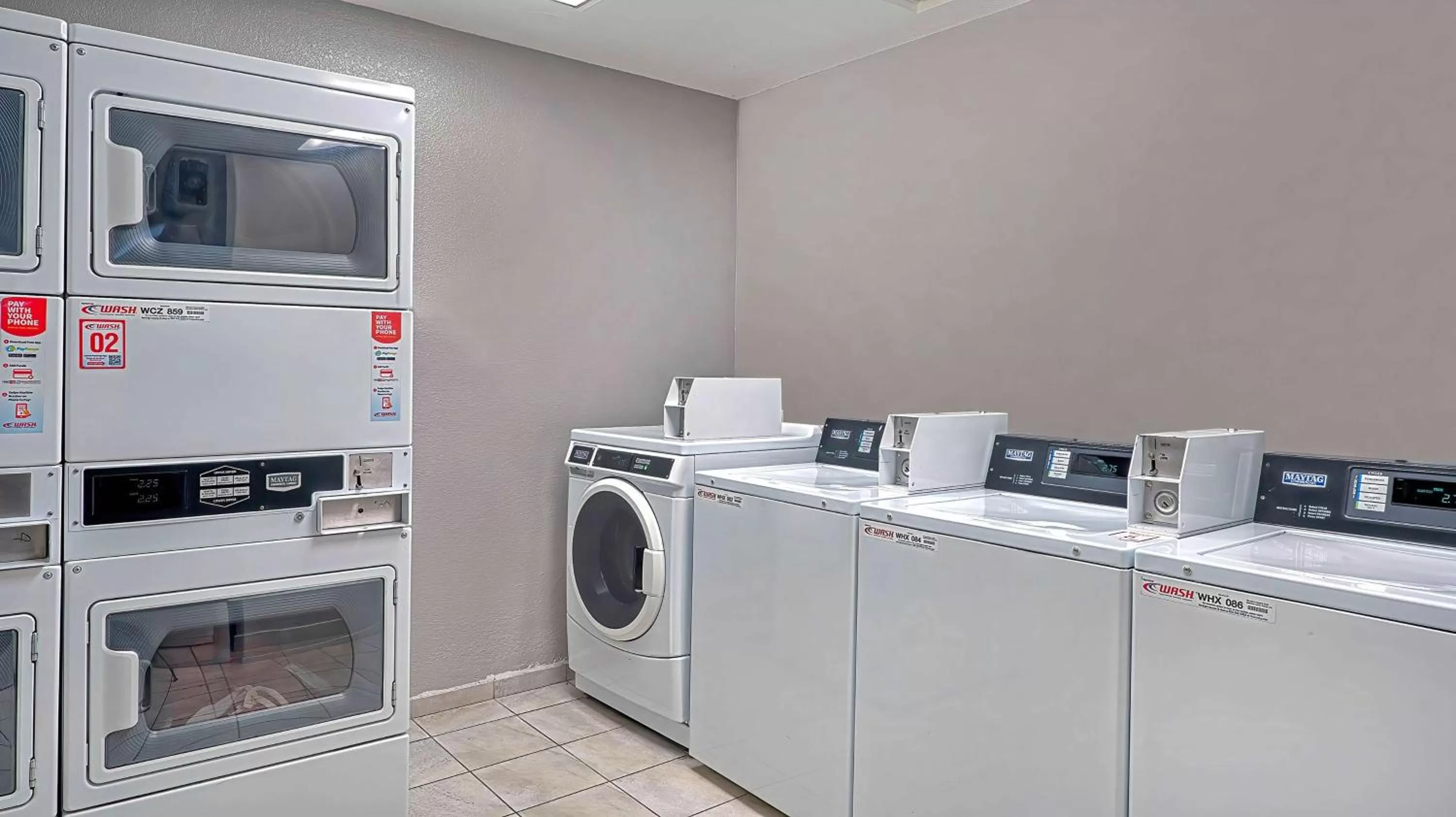 Property building in Motel 6-Los Angeles, CA - Los Angeles - LAX